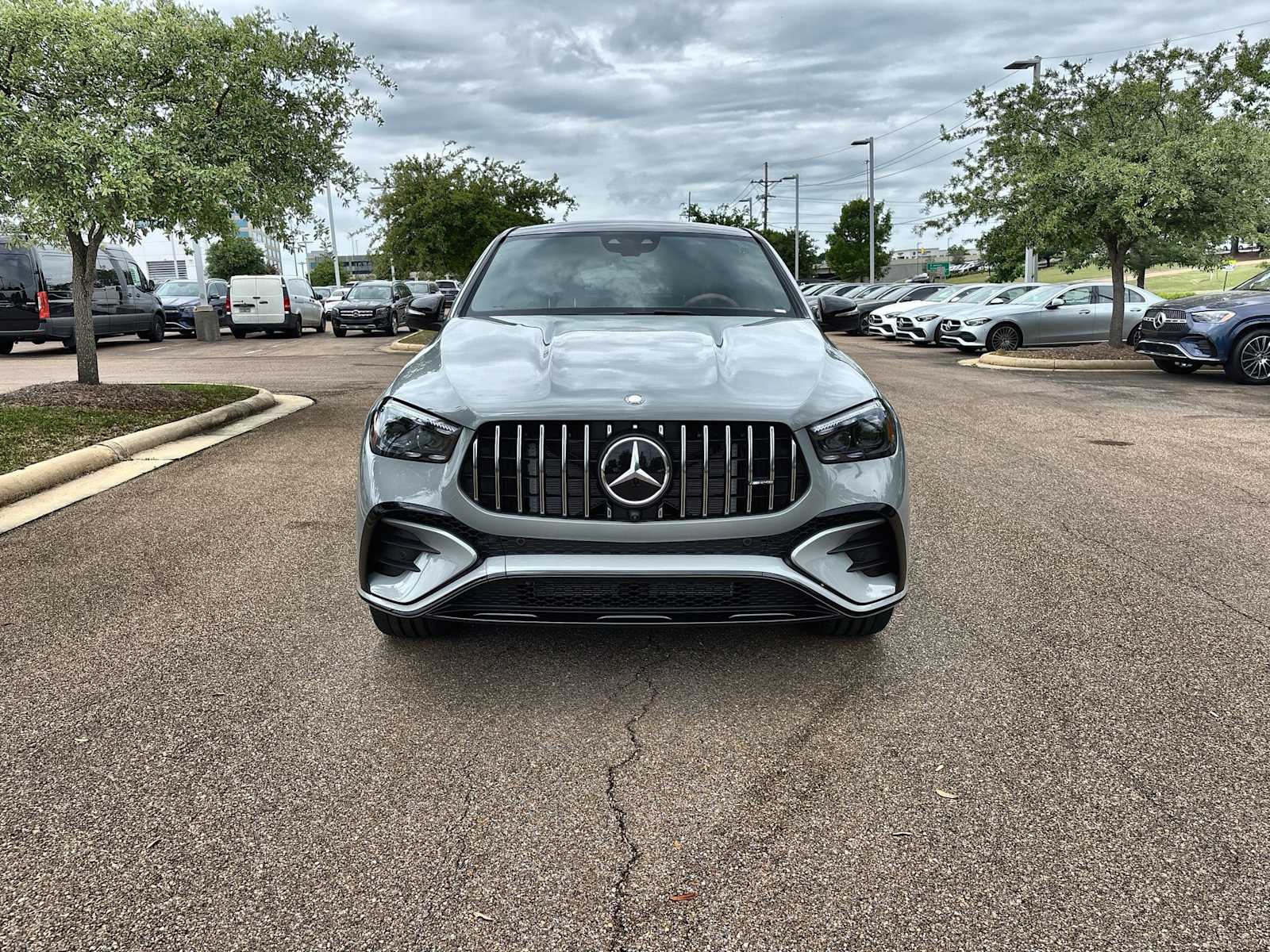 Thumbnail: 2026 Mercedes-Benz GLE - 12