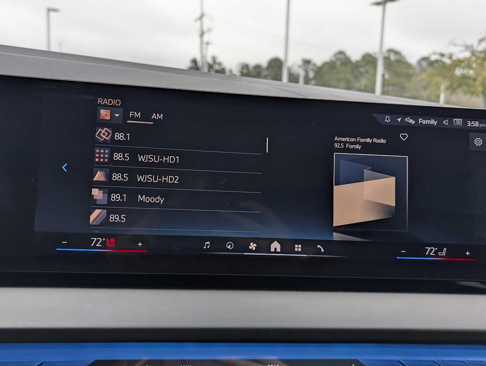 Thumbnail: 2025 BMW X3 - 16