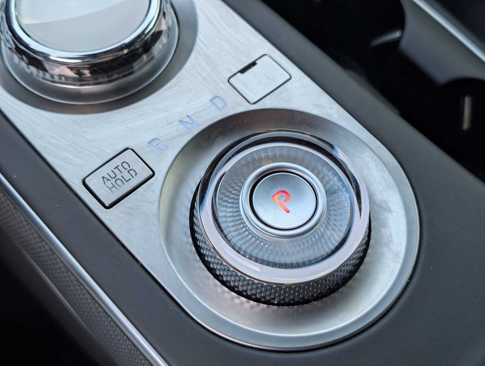 Thumbnail: 2024 Genesis GV70 - 21