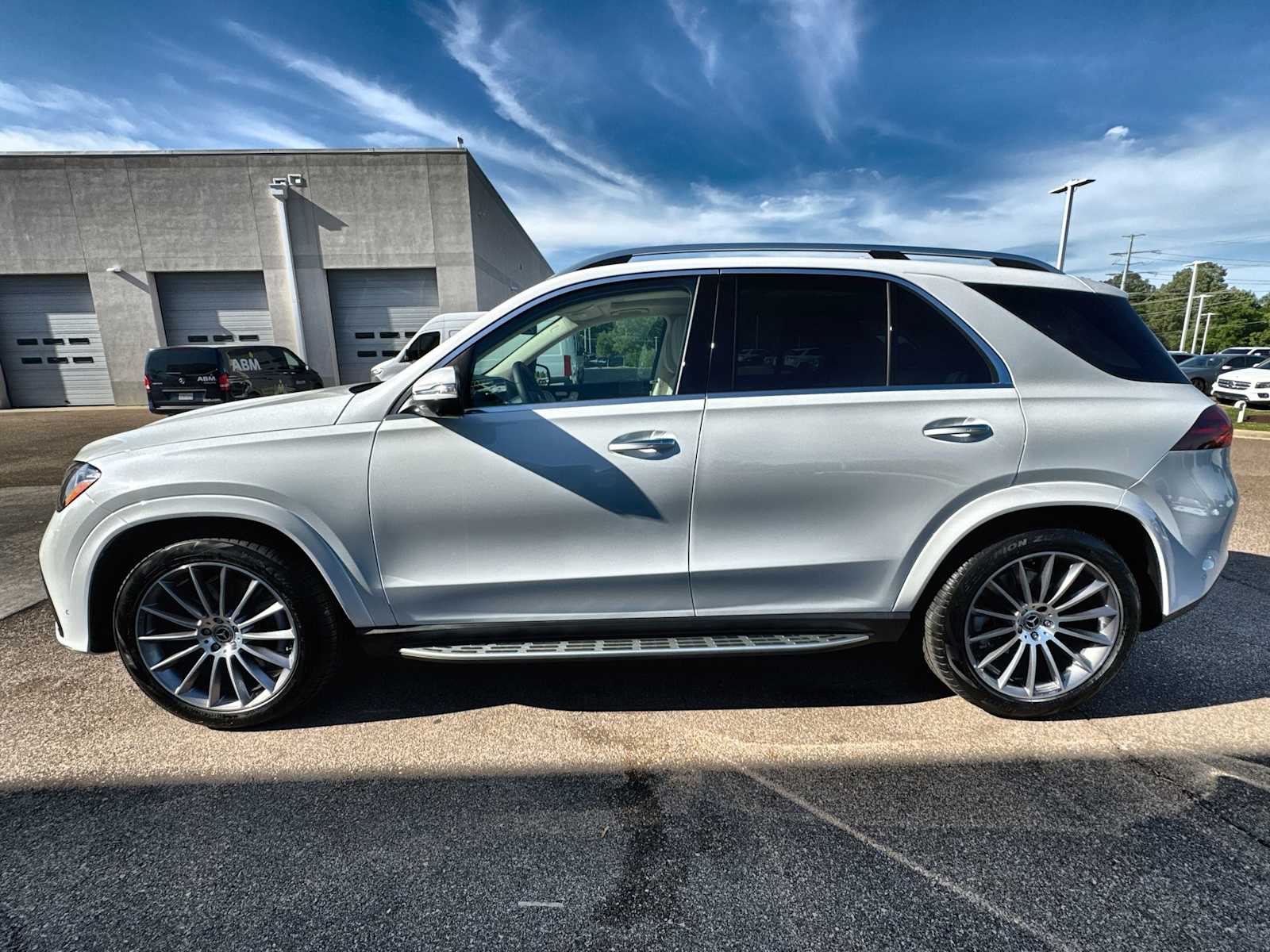 Thumbnail: 2026 Mercedes-Benz GLE - 5