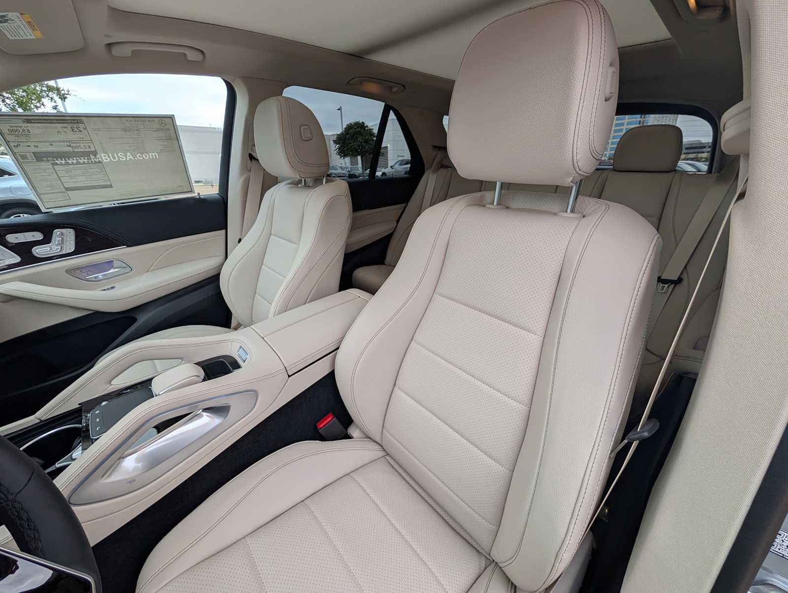 Thumbnail: 2026 Mercedes-Benz GLE - 14