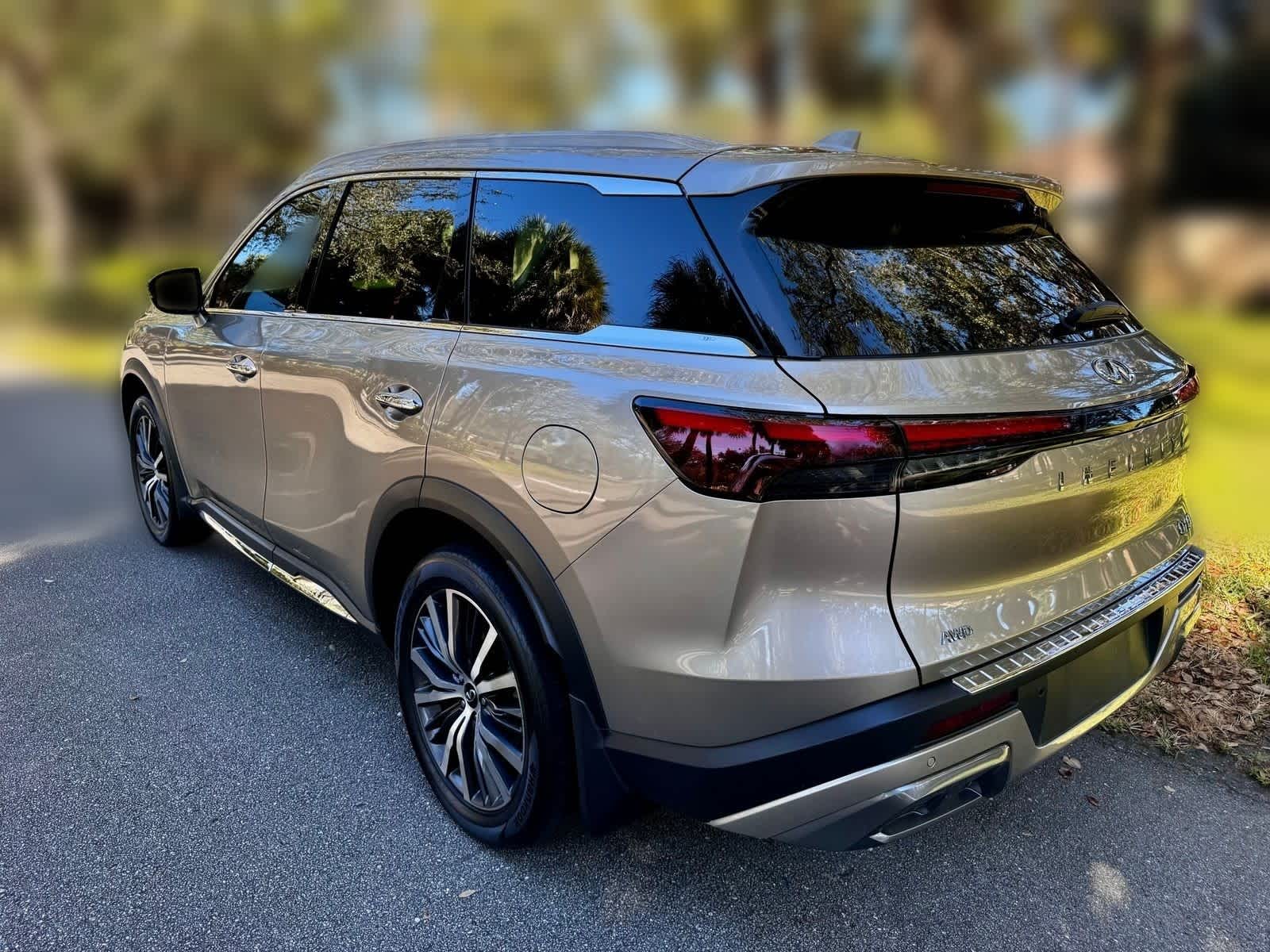 Thumbnail: 2023 INFINITI QX60 - 2