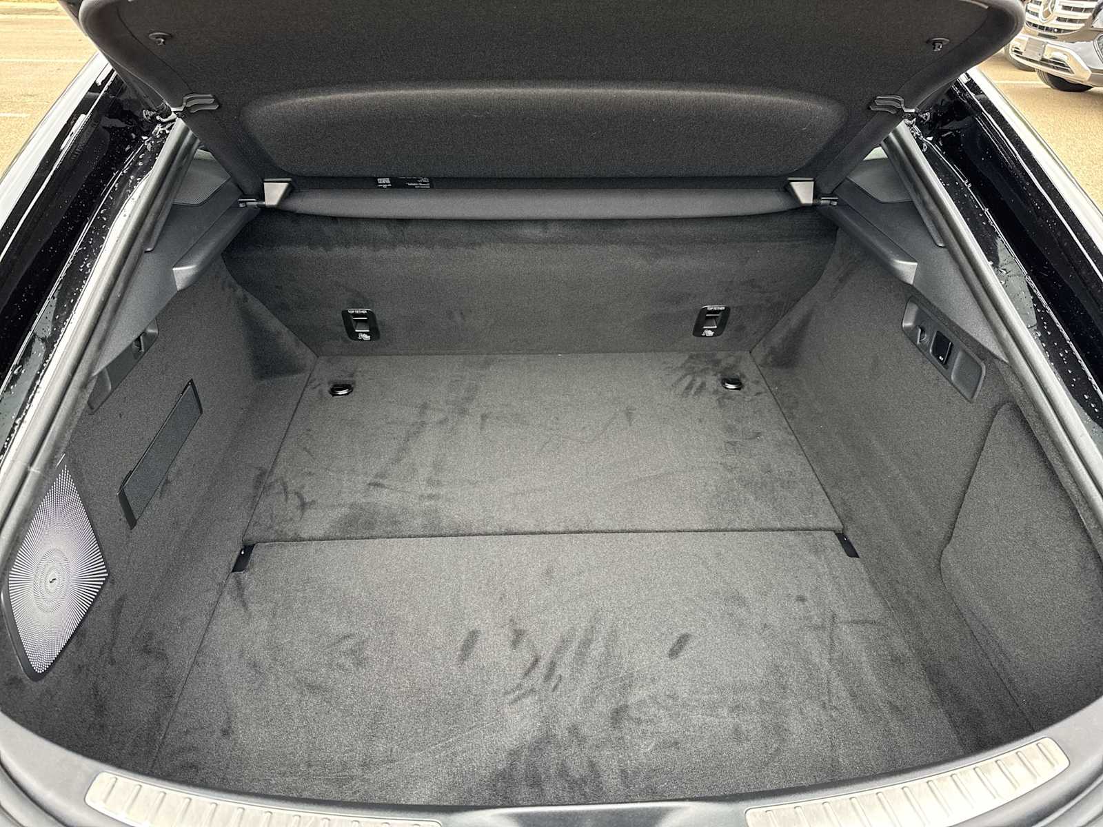 Thumbnail: 2026 Mercedes-Benz AMG GT - 26