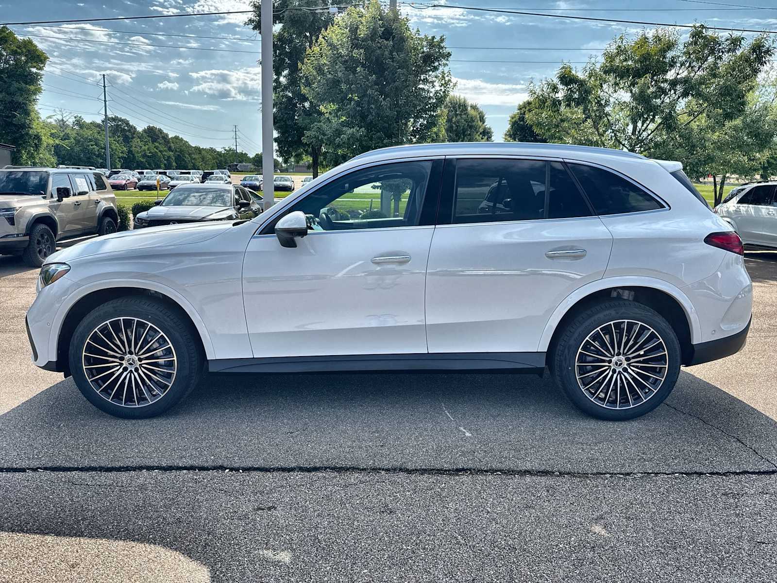 Thumbnail: 2026 Mercedes-Benz GLC - 5