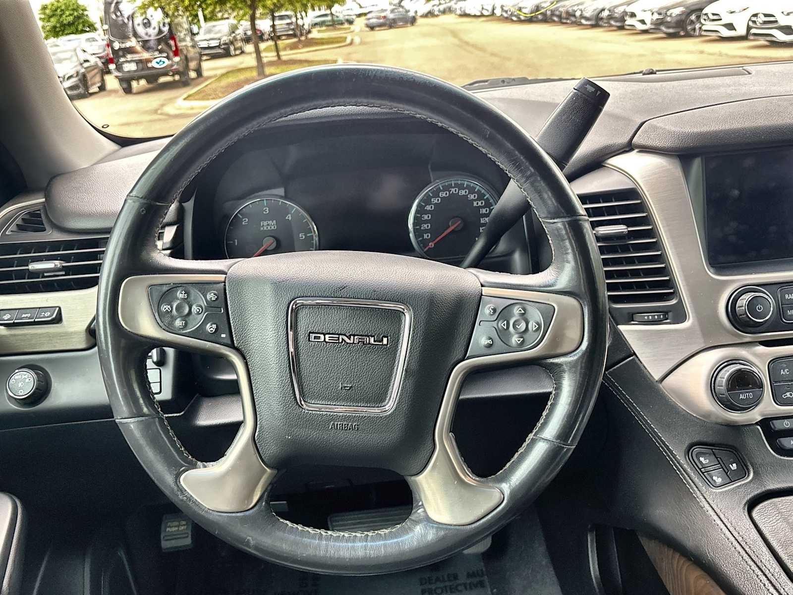 Thumbnail: 2019 GMC Yukon - 21