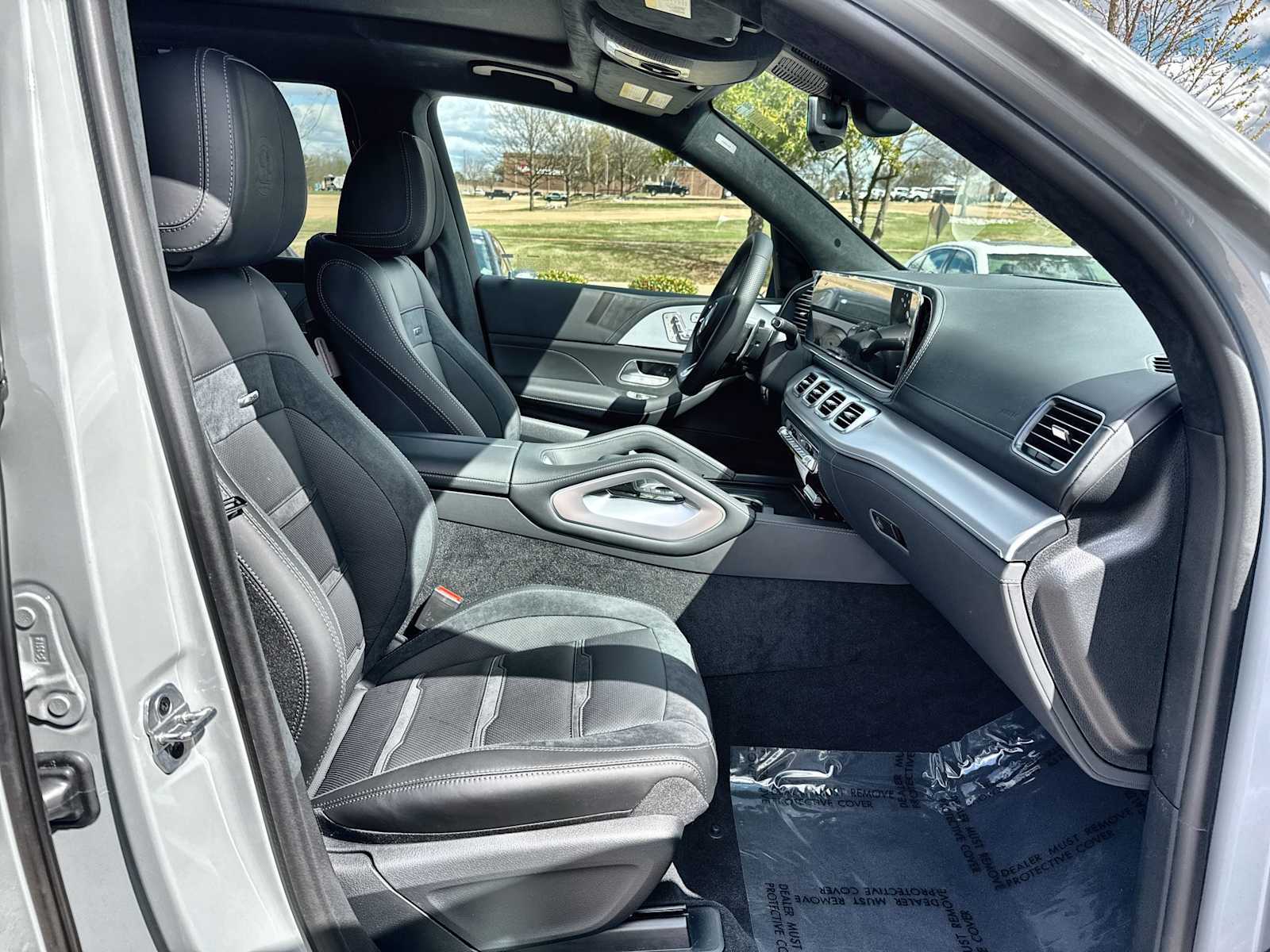 Thumbnail: 2026 Mercedes-Benz GL-Class - 9