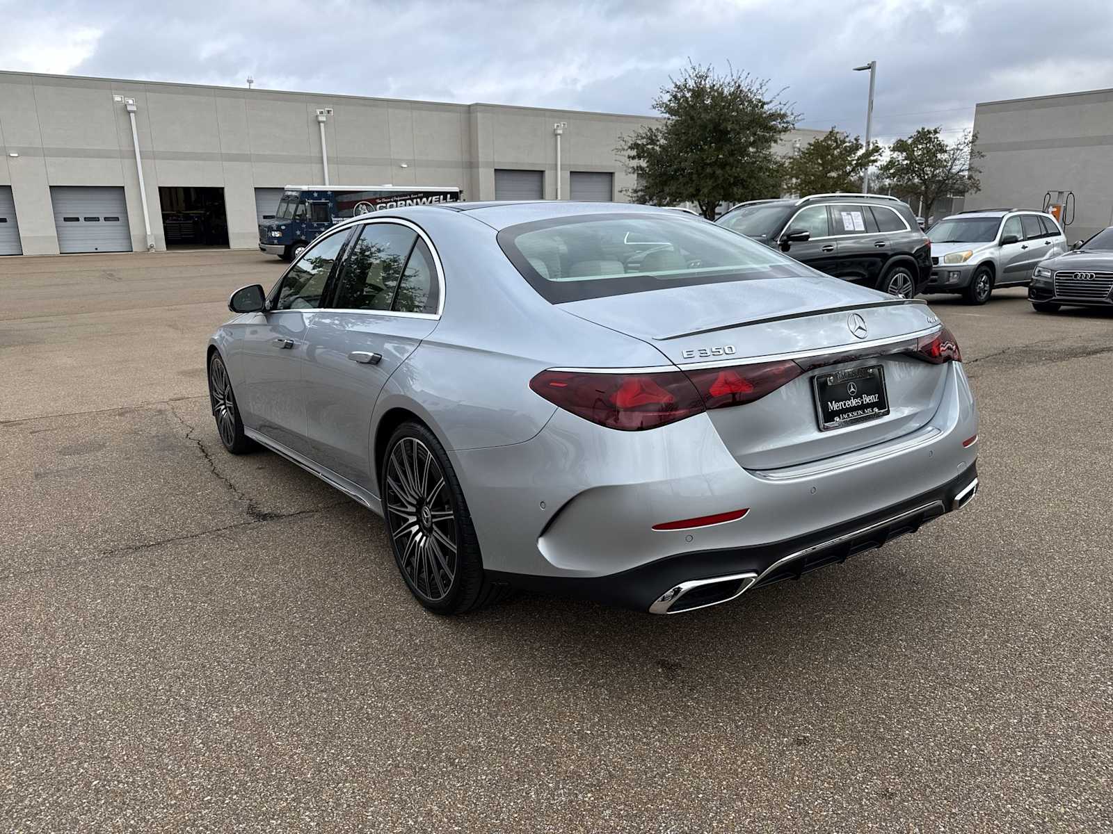 Thumbnail: 2026 Mercedes-Benz E-Class - 4