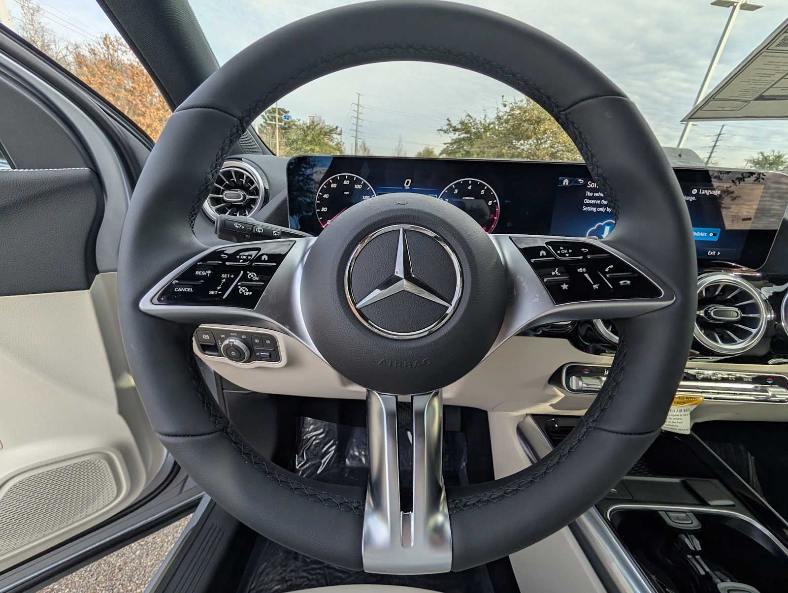 Thumbnail: 2026 Mercedes-Benz GLA - 8
