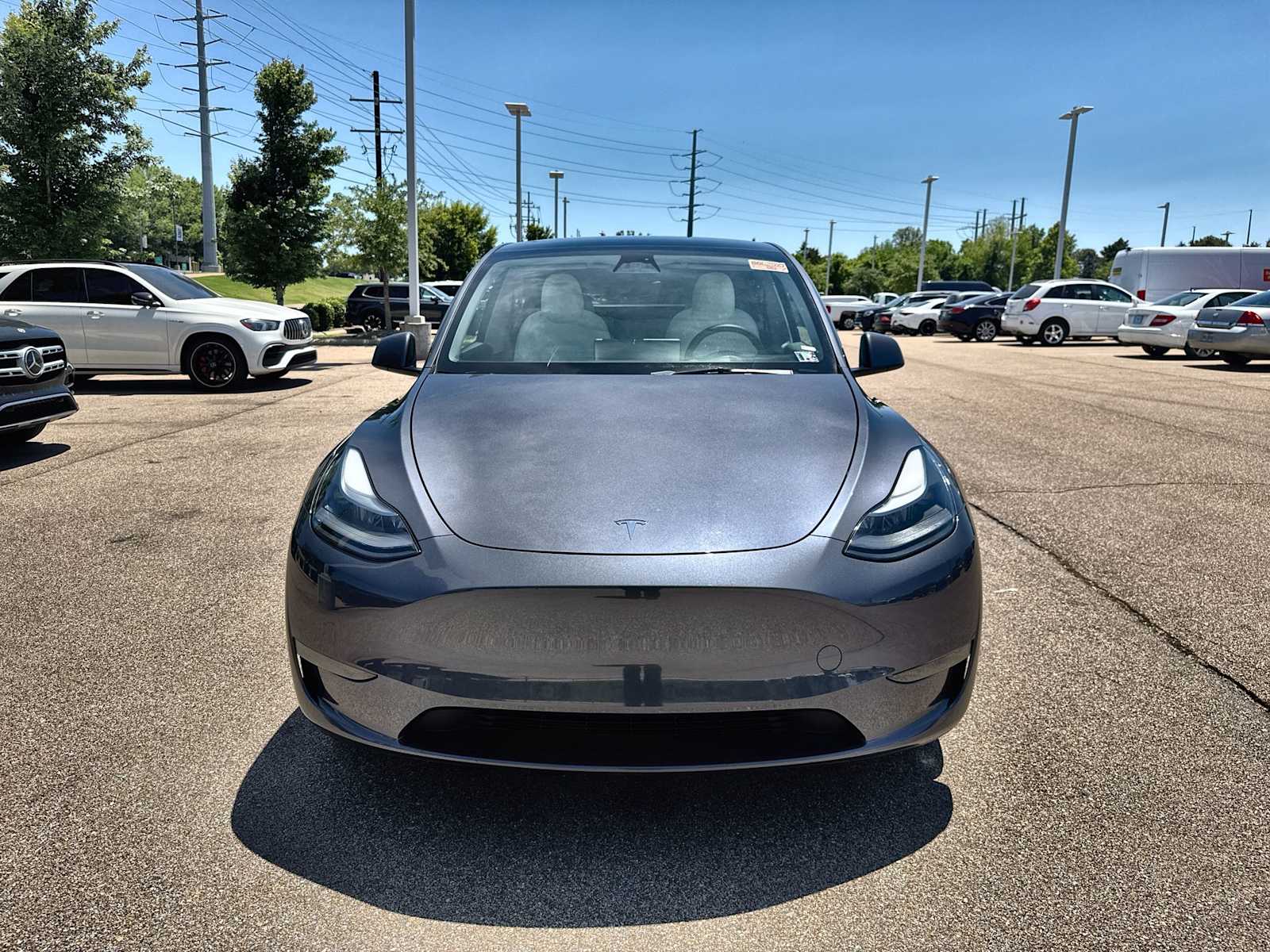 Thumbnail: 2023 Tesla Model Y - 12
