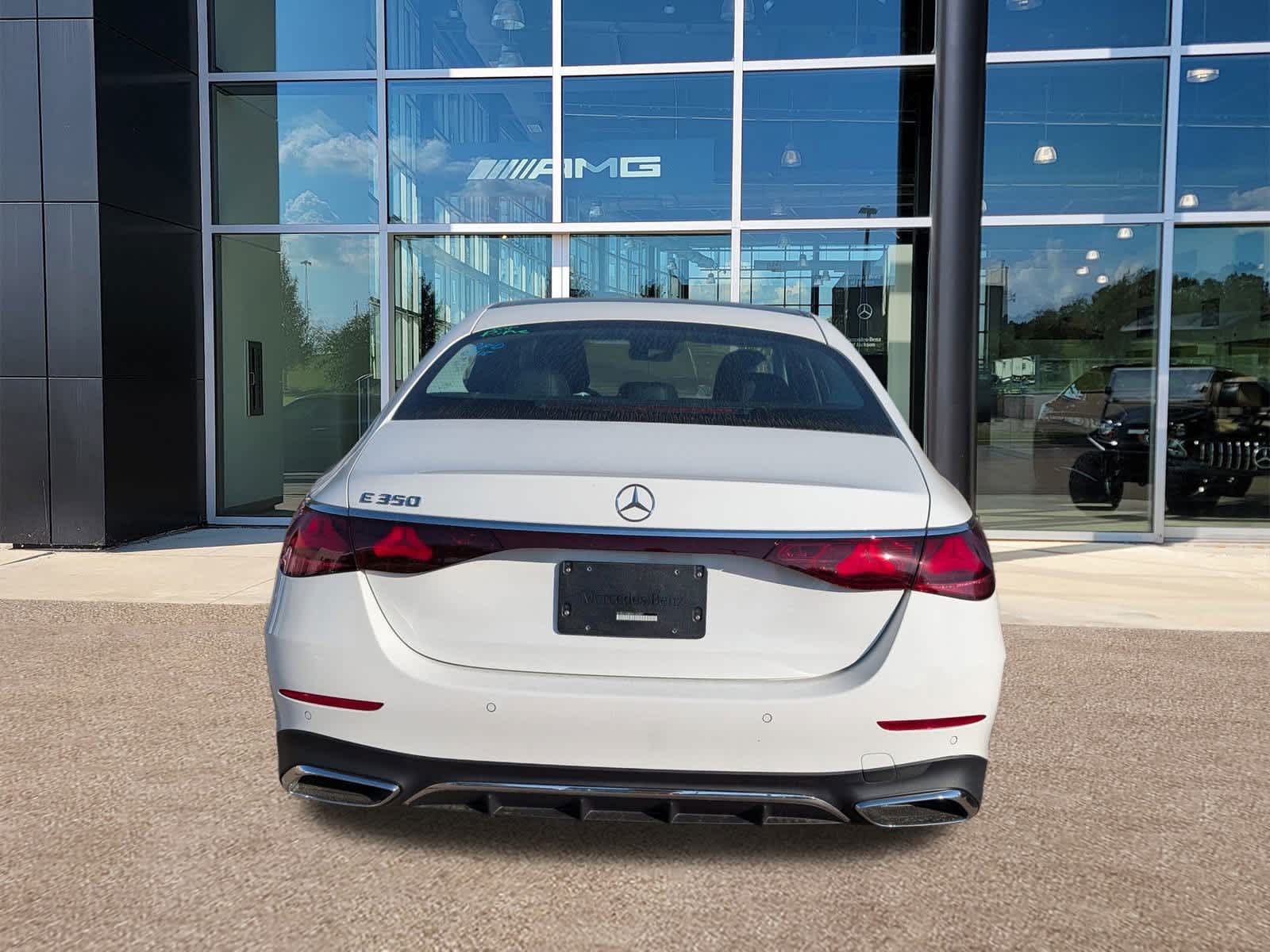 Thumbnail: 2025 Mercedes-Benz E-Class - 9