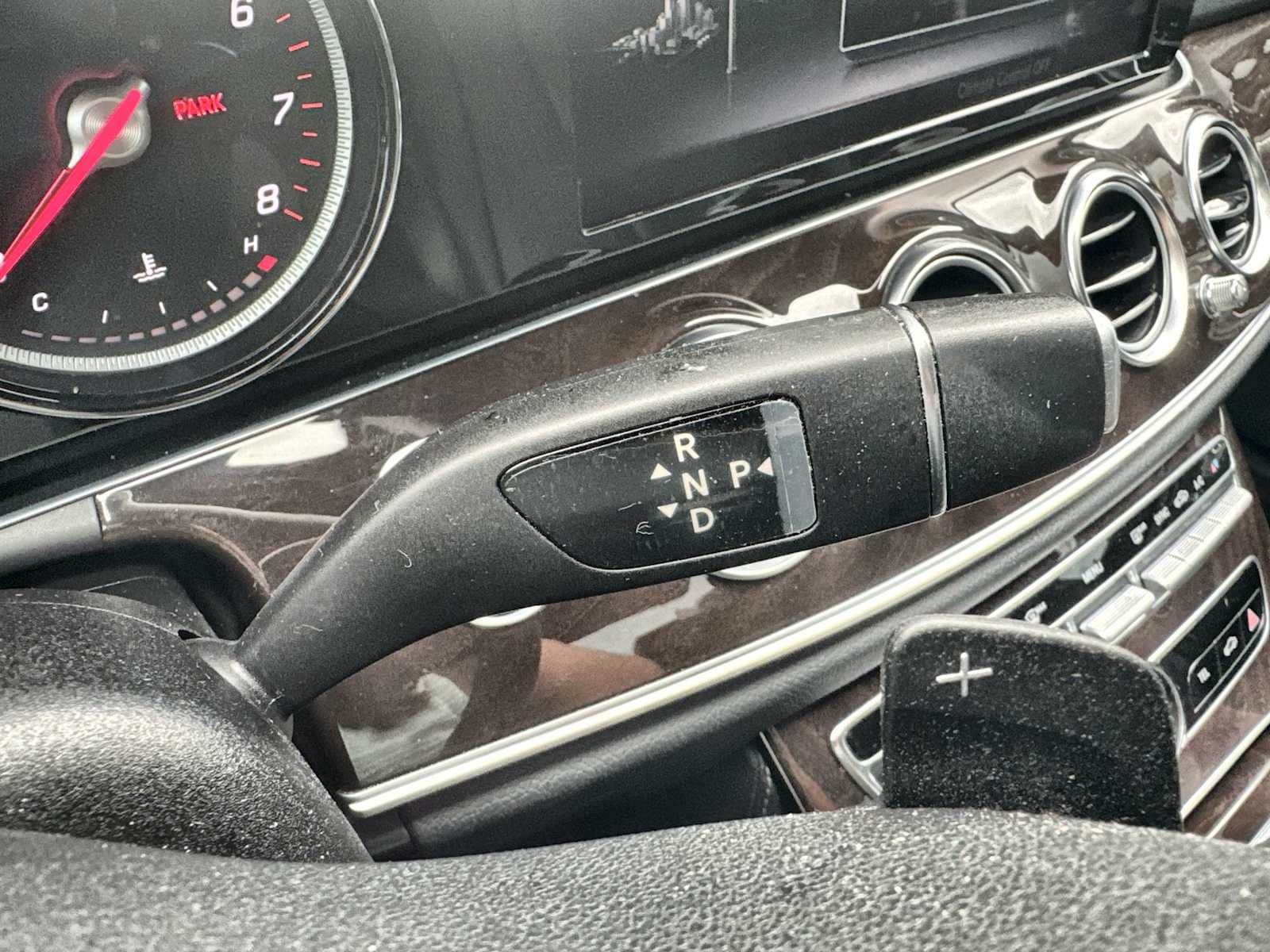 Thumbnail: 2019 Mercedes-Benz E-Class - 23