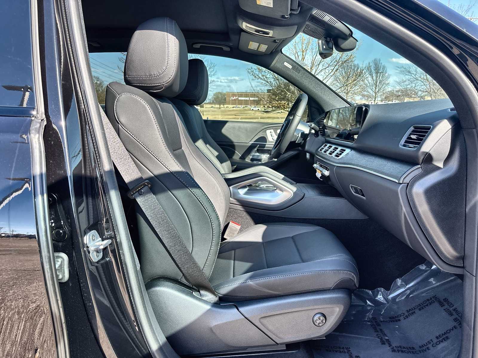 Thumbnail: 2026 Mercedes-Benz GLE - 8