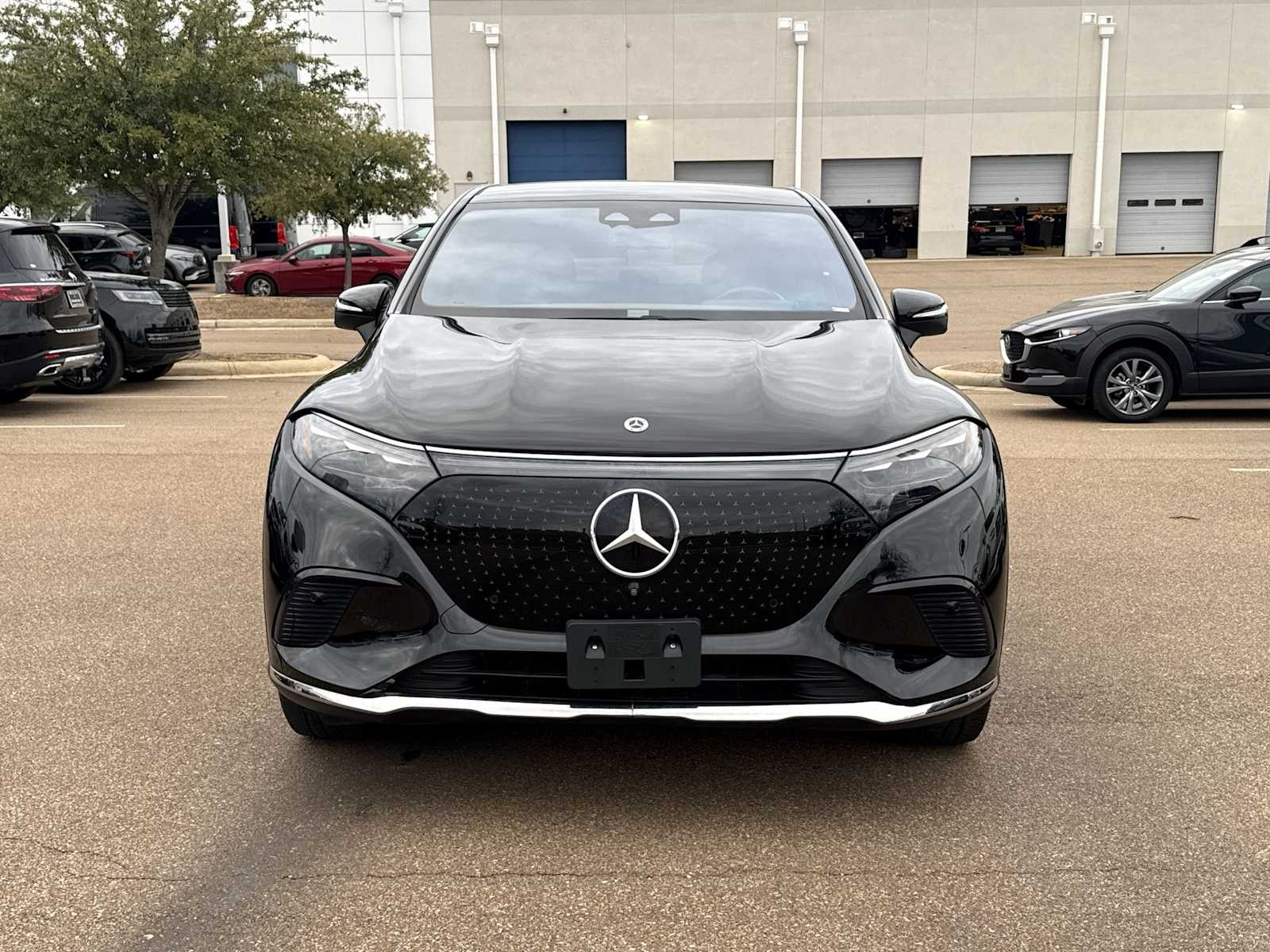 Thumbnail: 2023 Mercedes-Benz EQS - 8