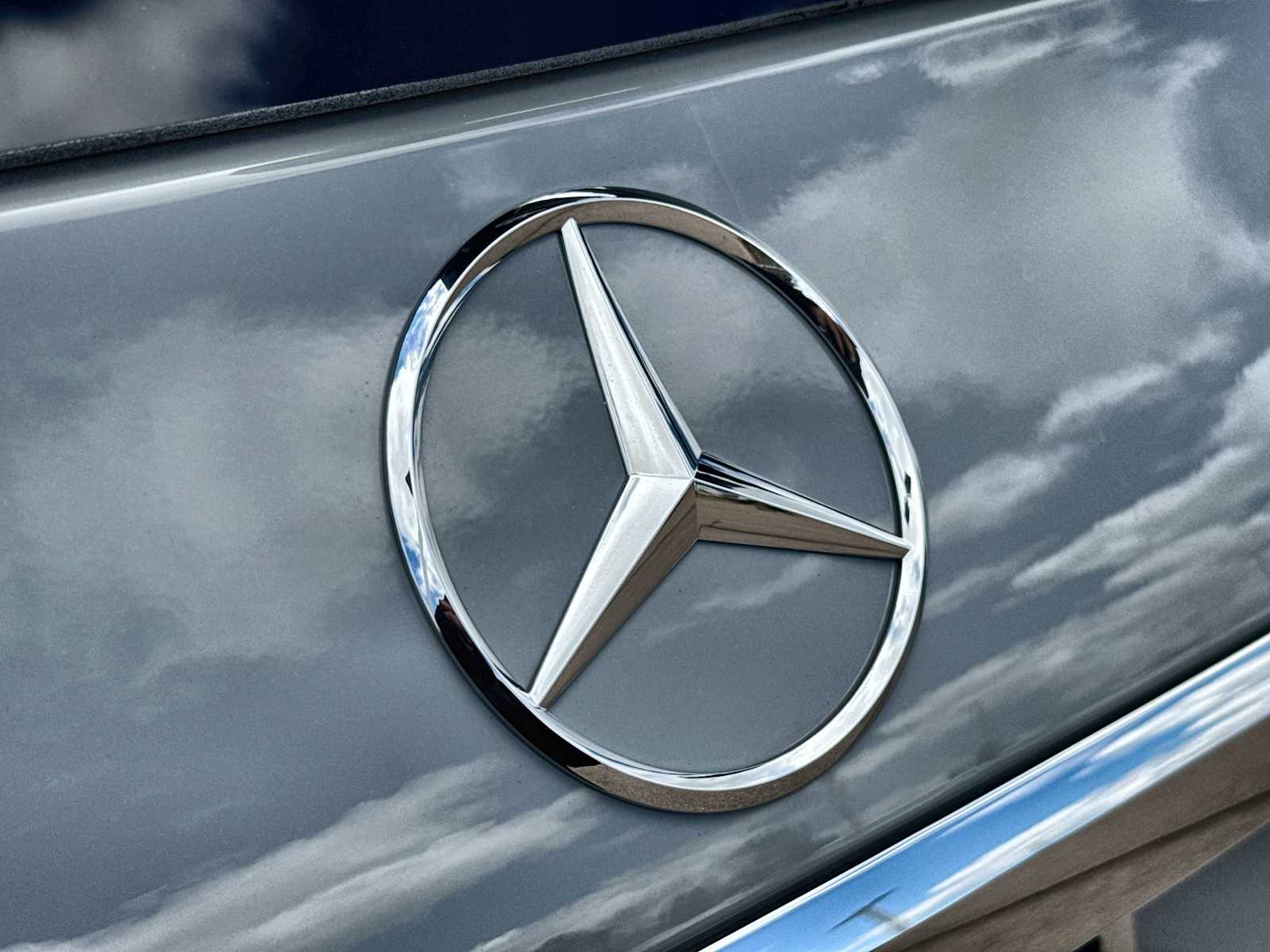 Thumbnail: 2026 Mercedes-Benz GL-Class - 16