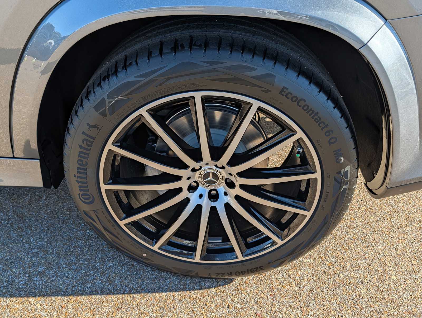 Thumbnail: 2026 Mercedes-Benz GLS - 28