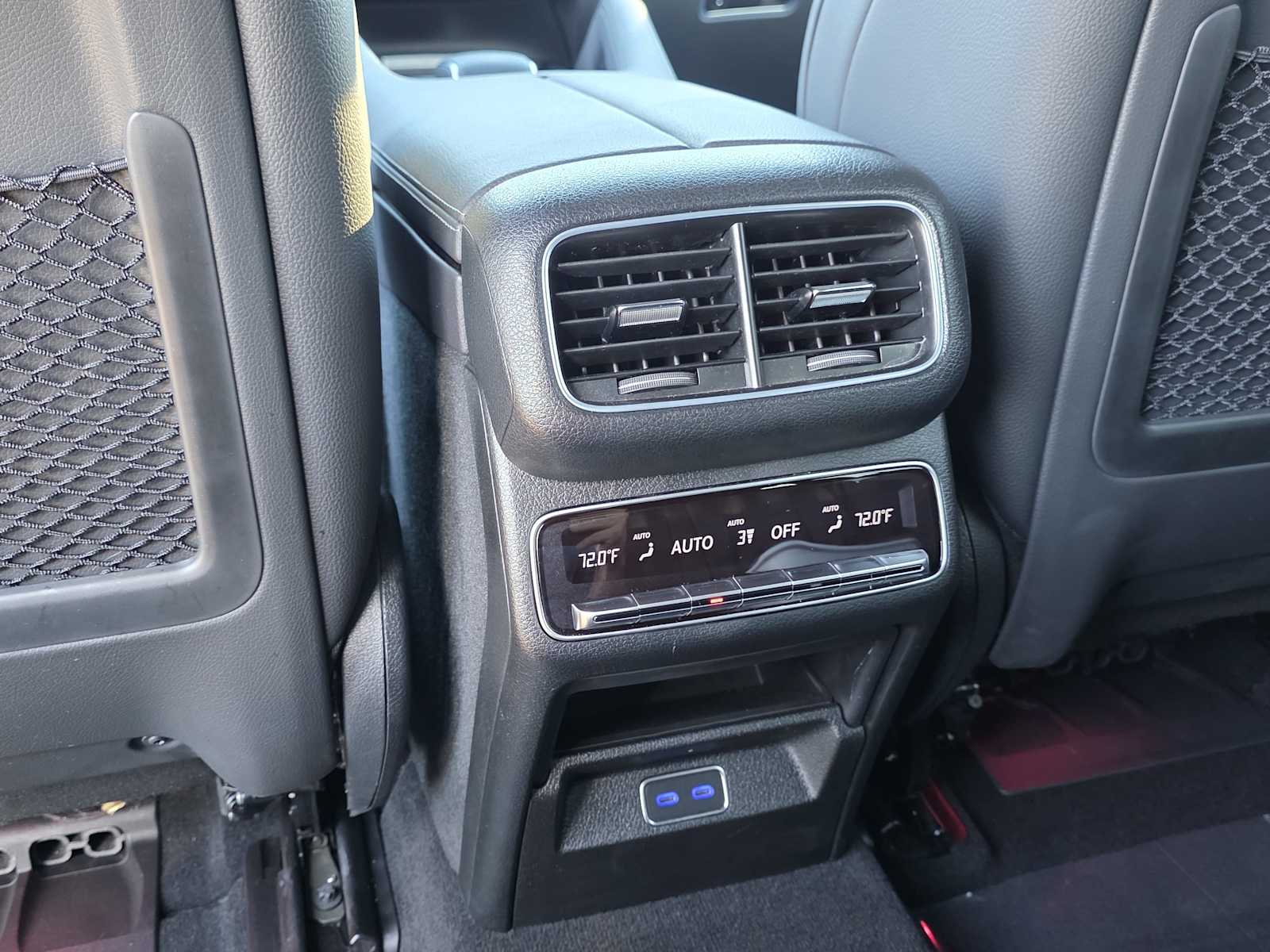 Thumbnail: 2025 Mercedes-Benz GLS - 19