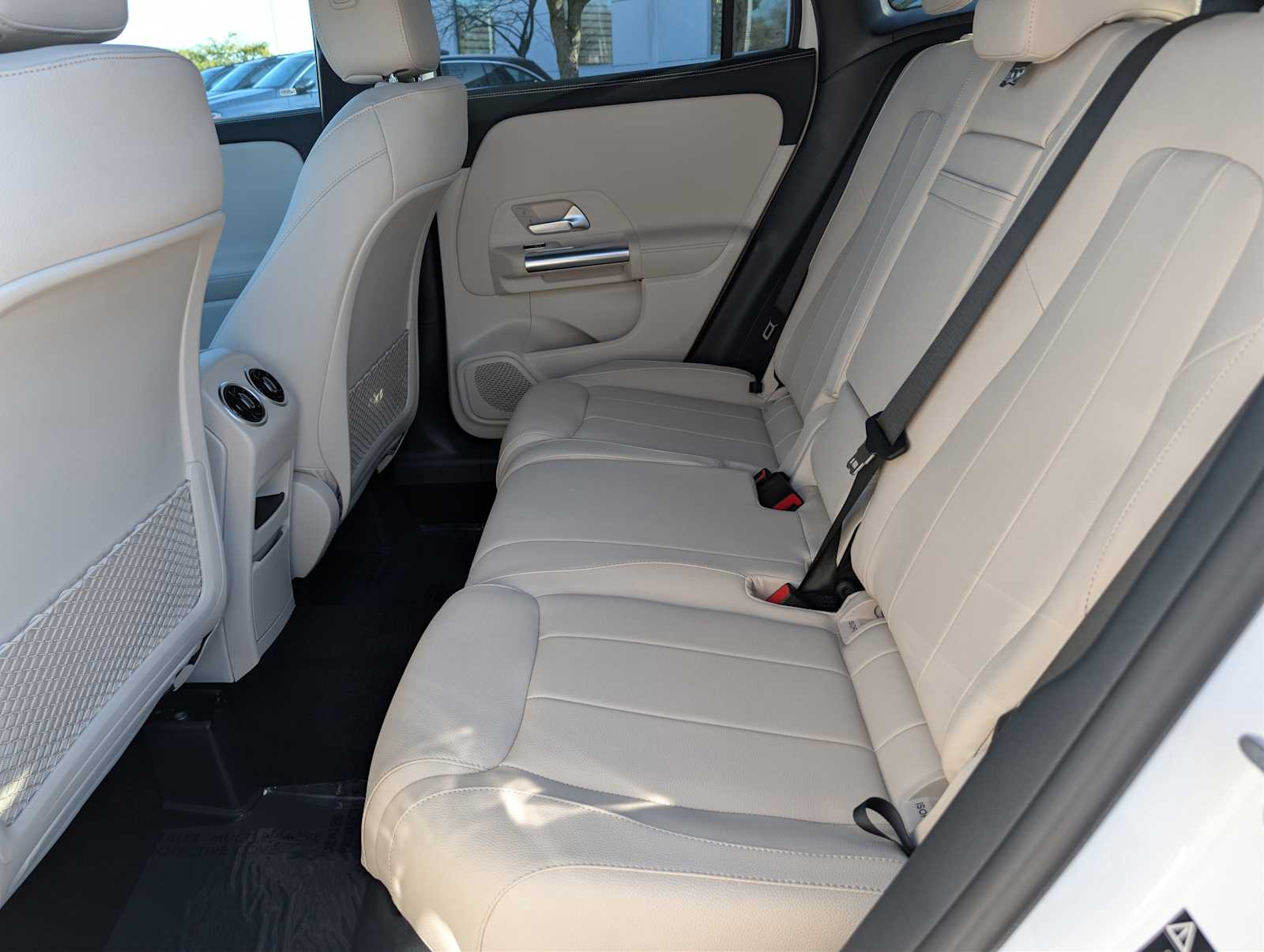 Thumbnail: 2026 Mercedes-Benz GLA - 25