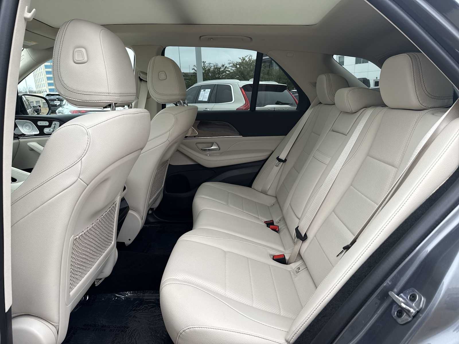 Thumbnail: 2026 Mercedes-Benz GLE - 18