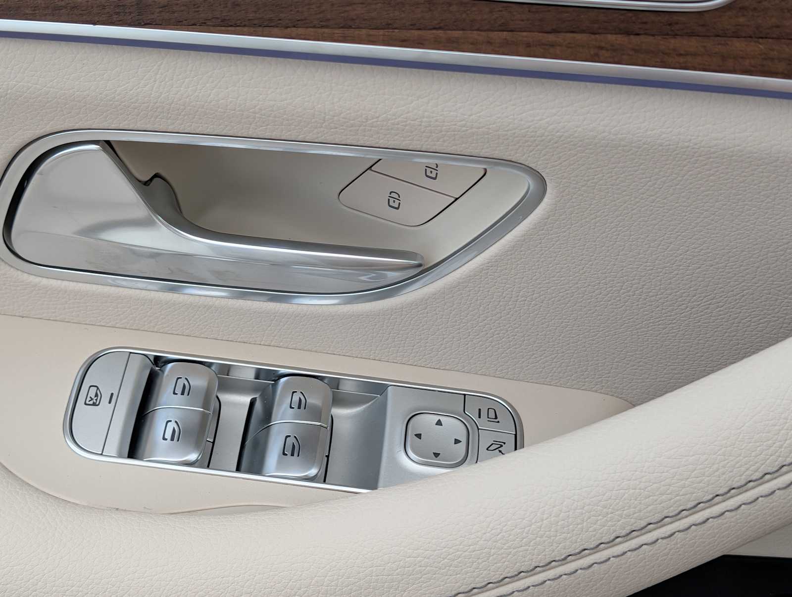 Thumbnail: 2026 Mercedes-Benz GLS - 20