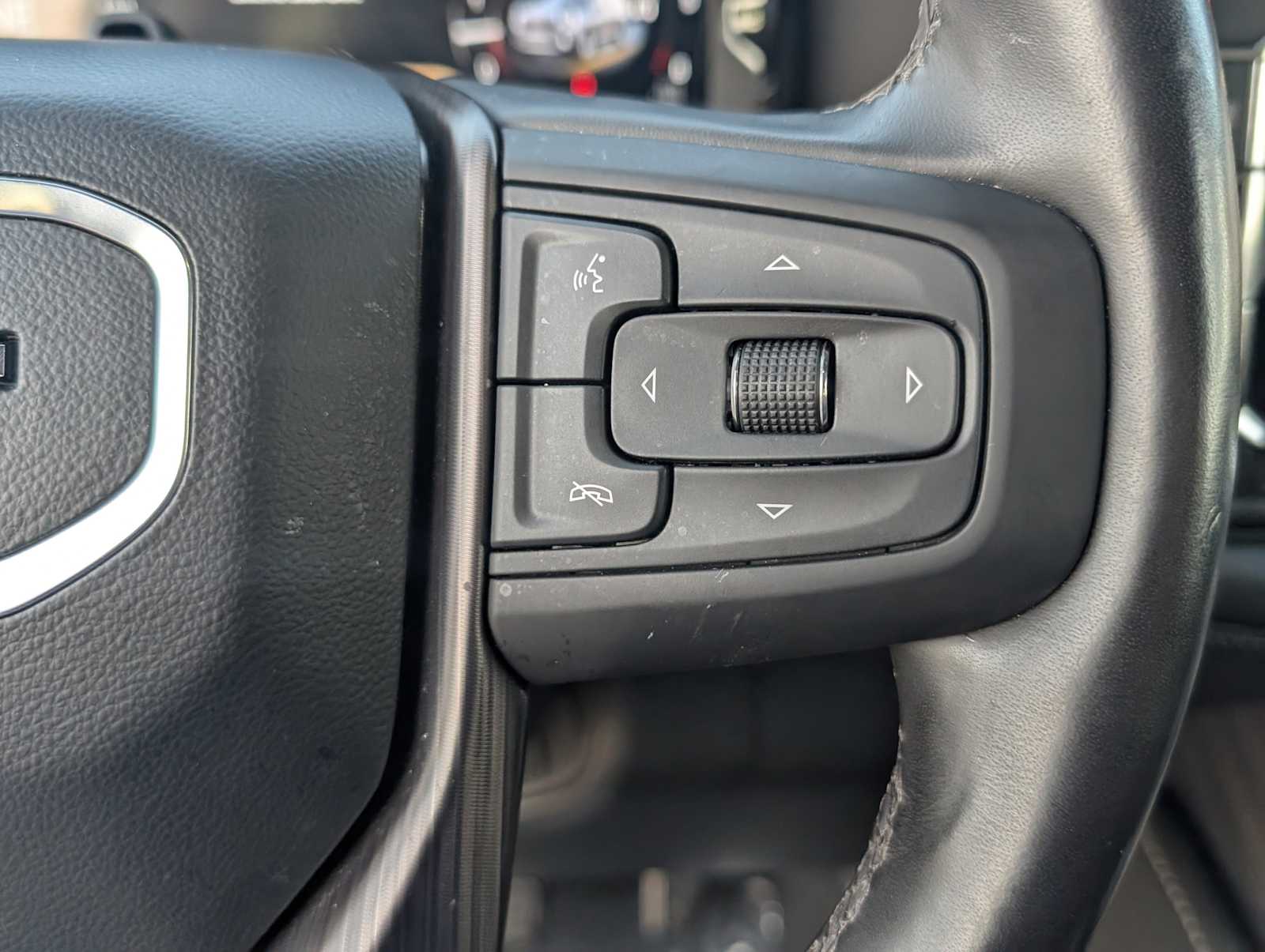 Thumbnail: 2024 GMC Yukon XL - 12