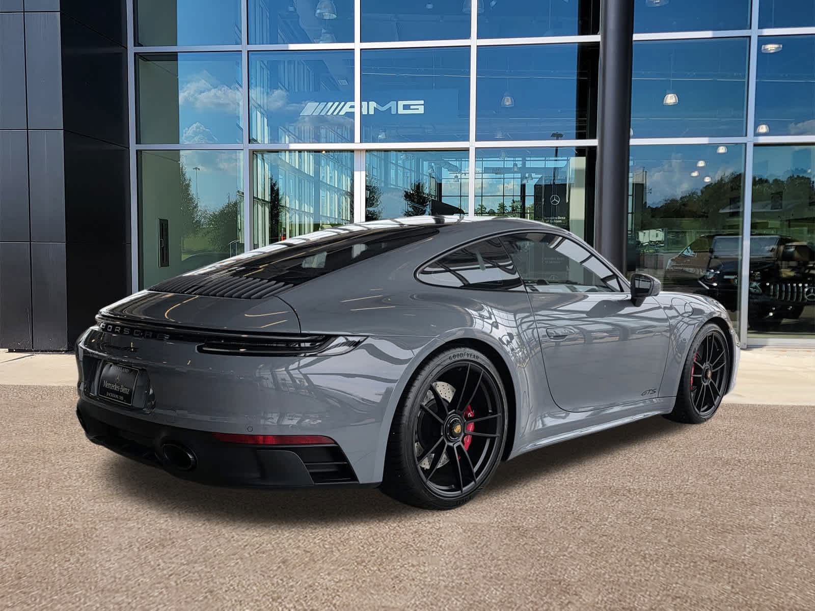 Thumbnail: 2023 Porsche 911 - 4
