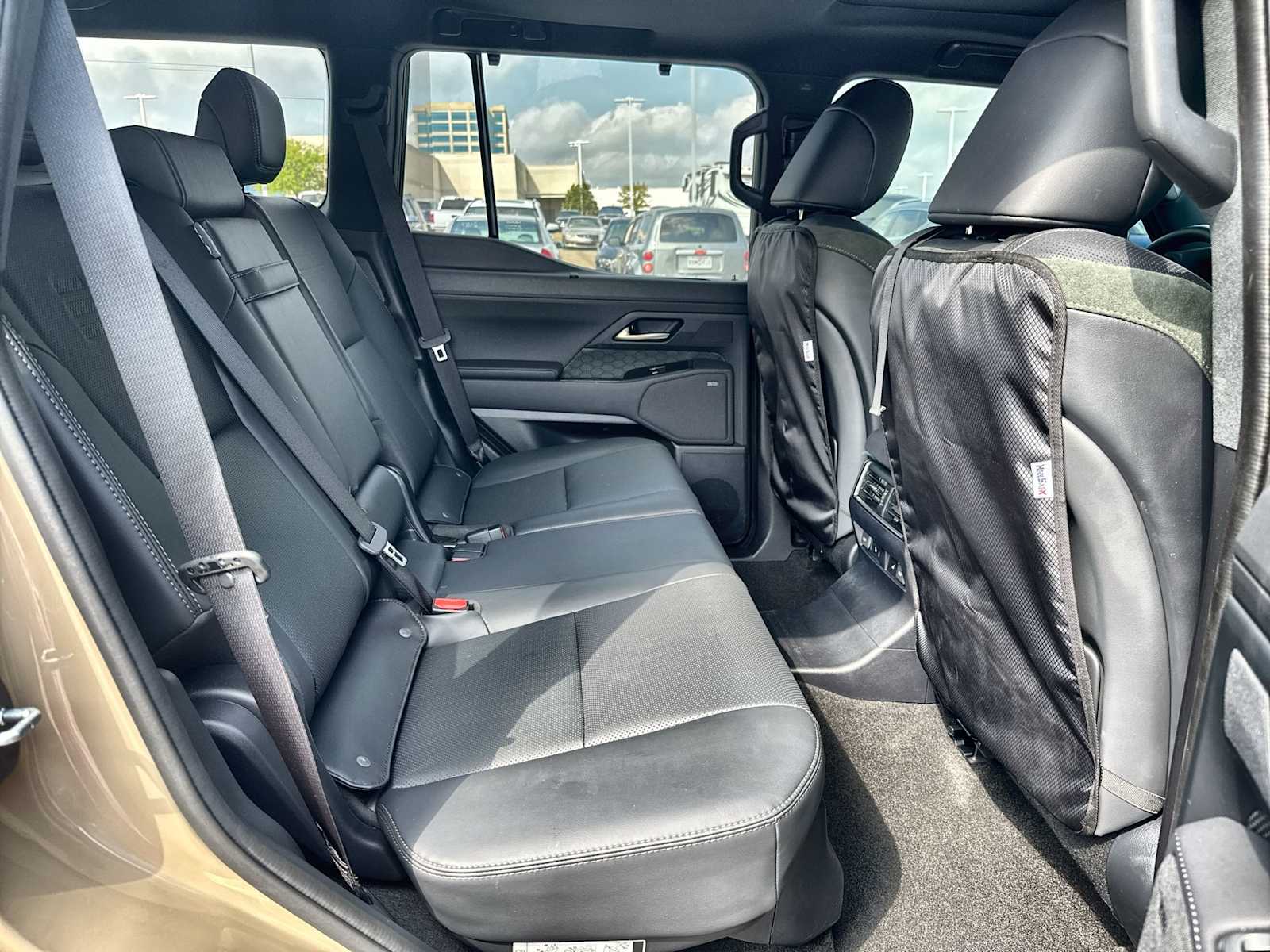 Thumbnail: 2025 Lexus GX - 19