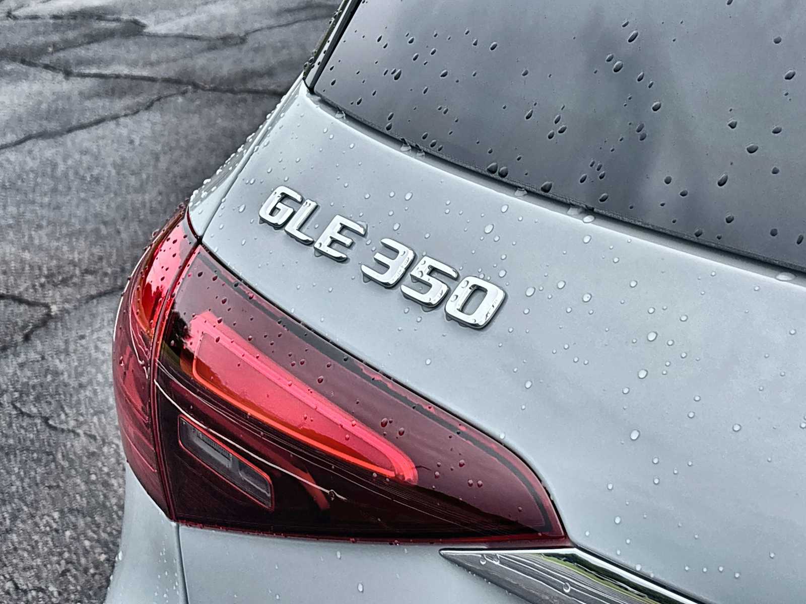 Thumbnail: 2026 Mercedes-Benz GLE - 15