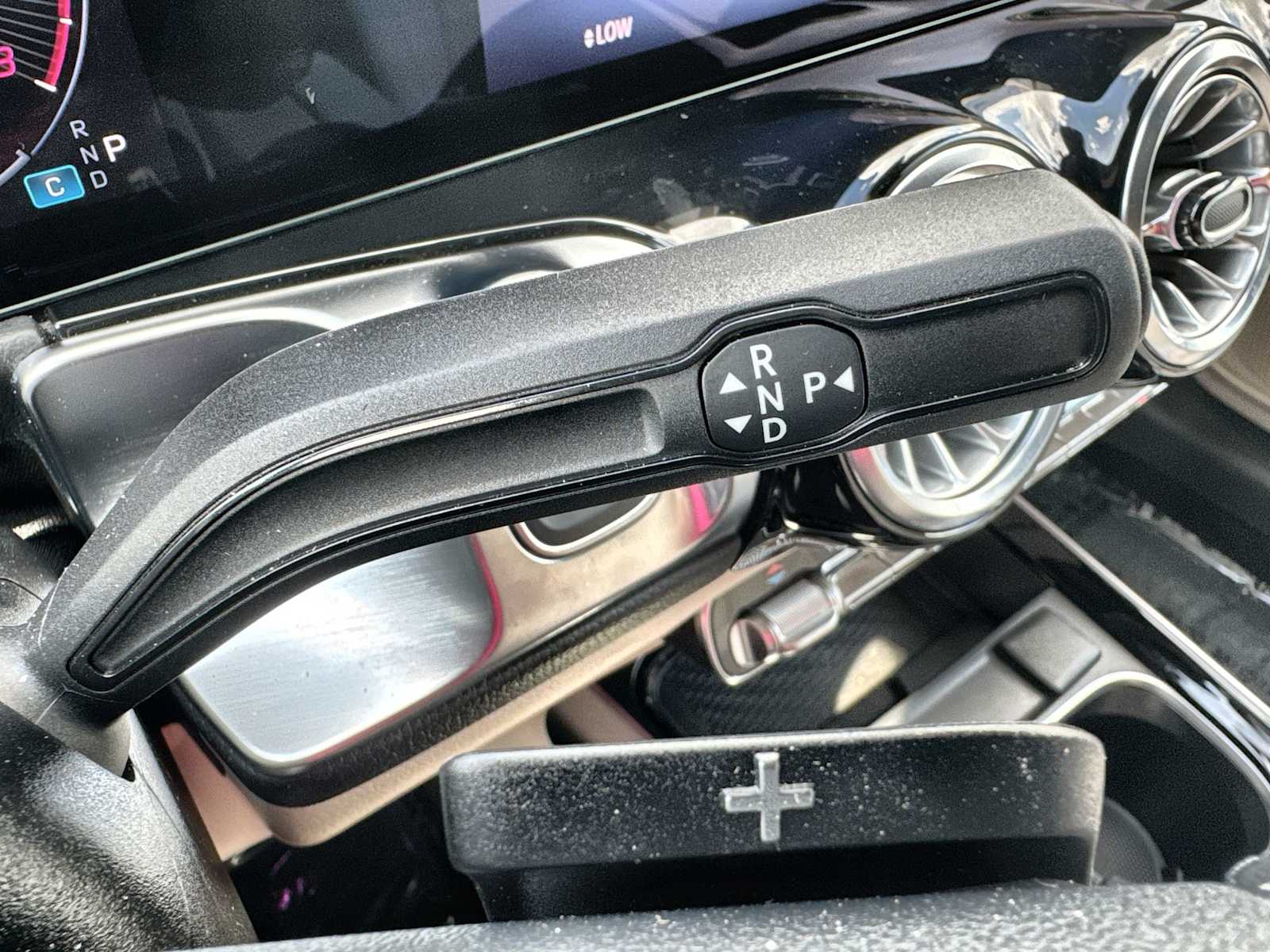 Thumbnail: 2025 Mercedes-Benz GLB - 23