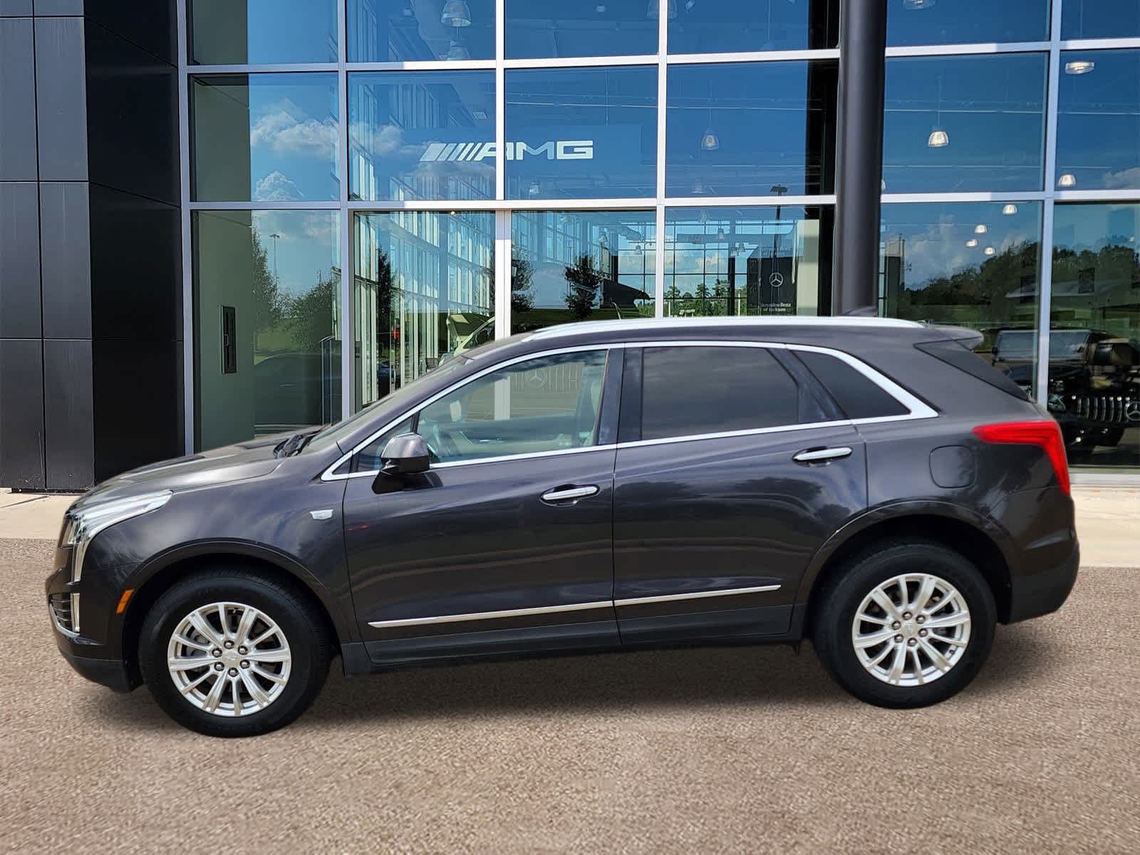 Thumbnail: 2017 Cadillac XT5 - 20