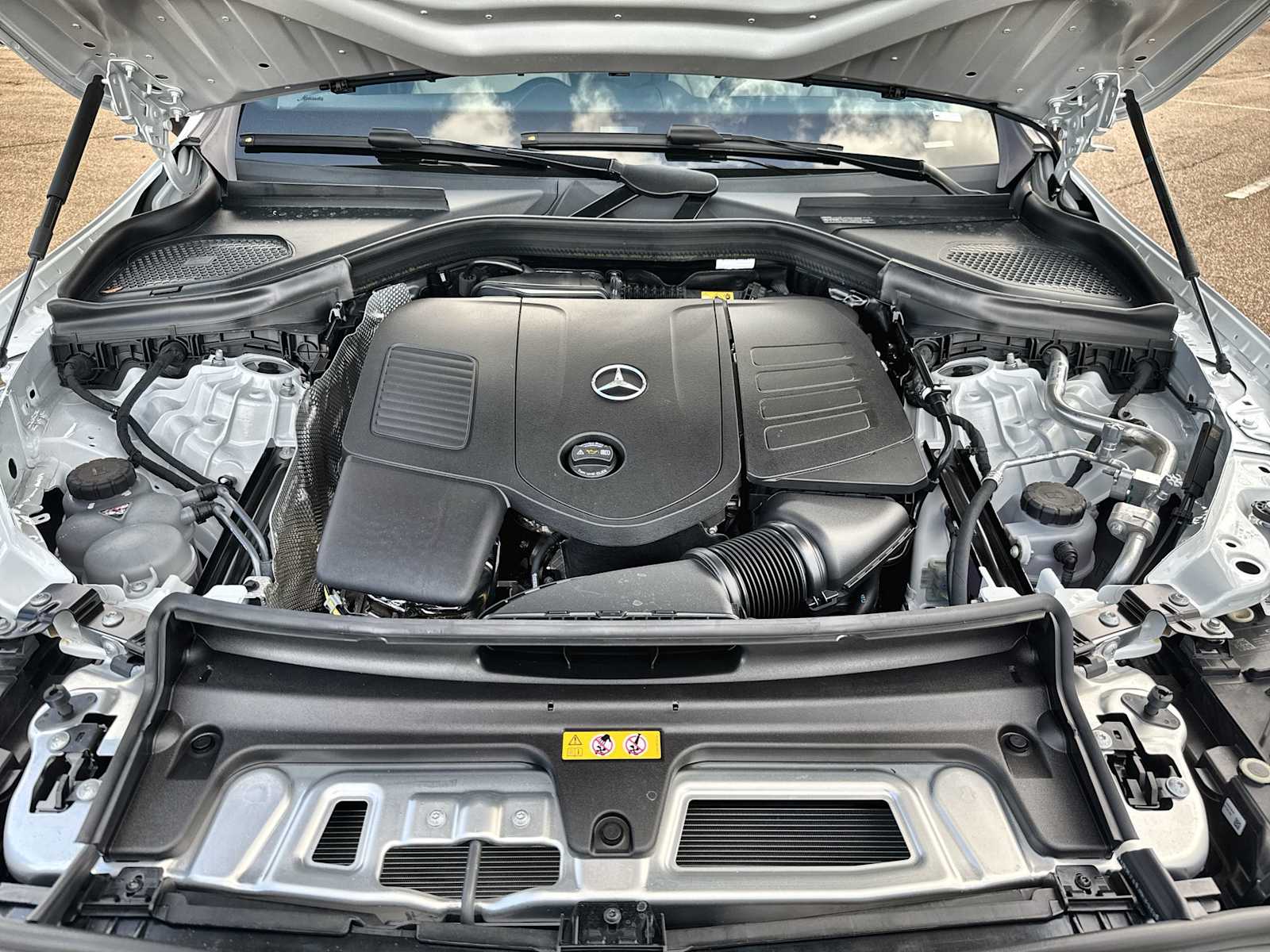 Thumbnail: 2026 Mercedes-Benz GLC - 13