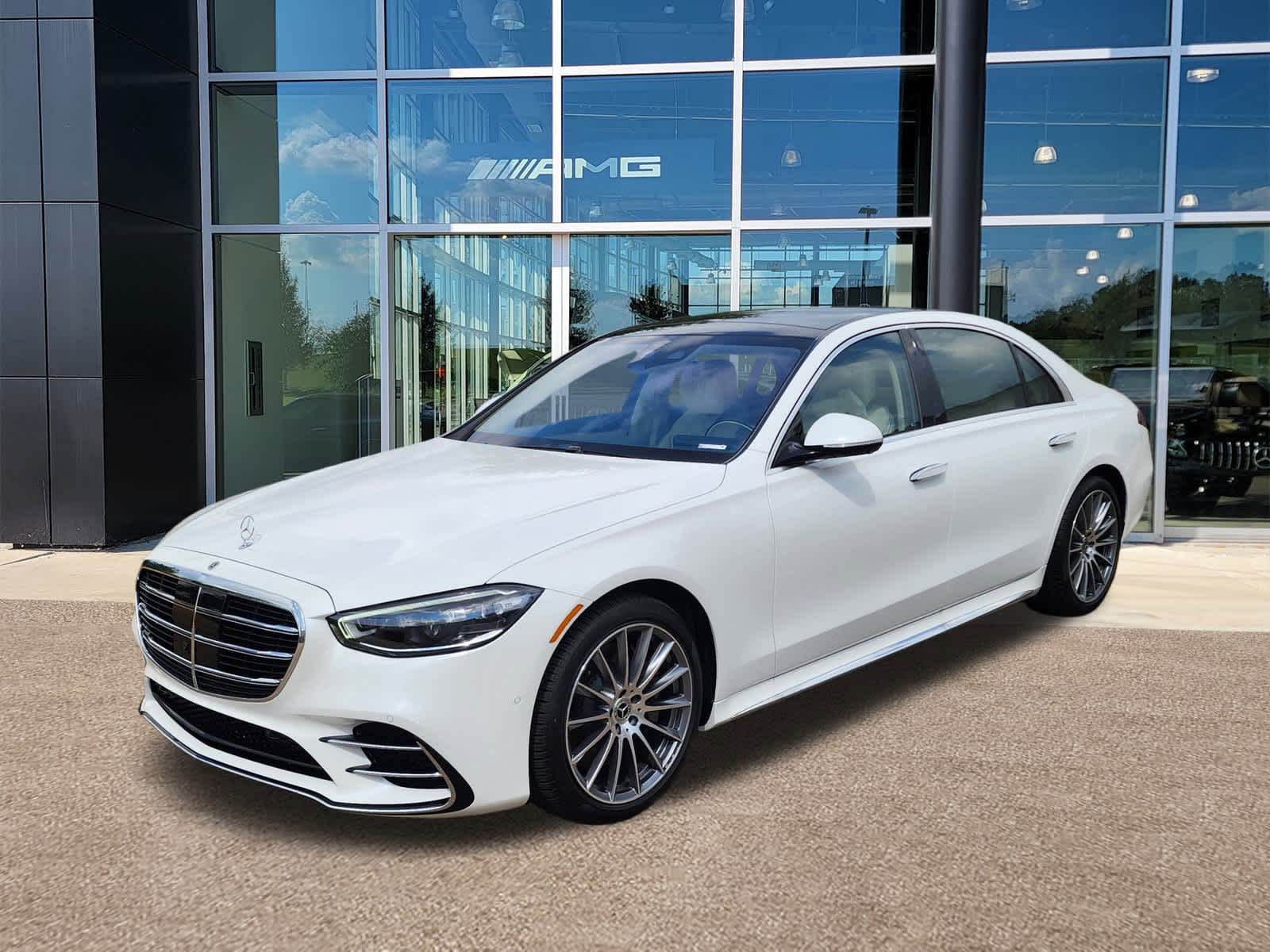 2025 Mercedes Benz S 580 4MATIC photo 2