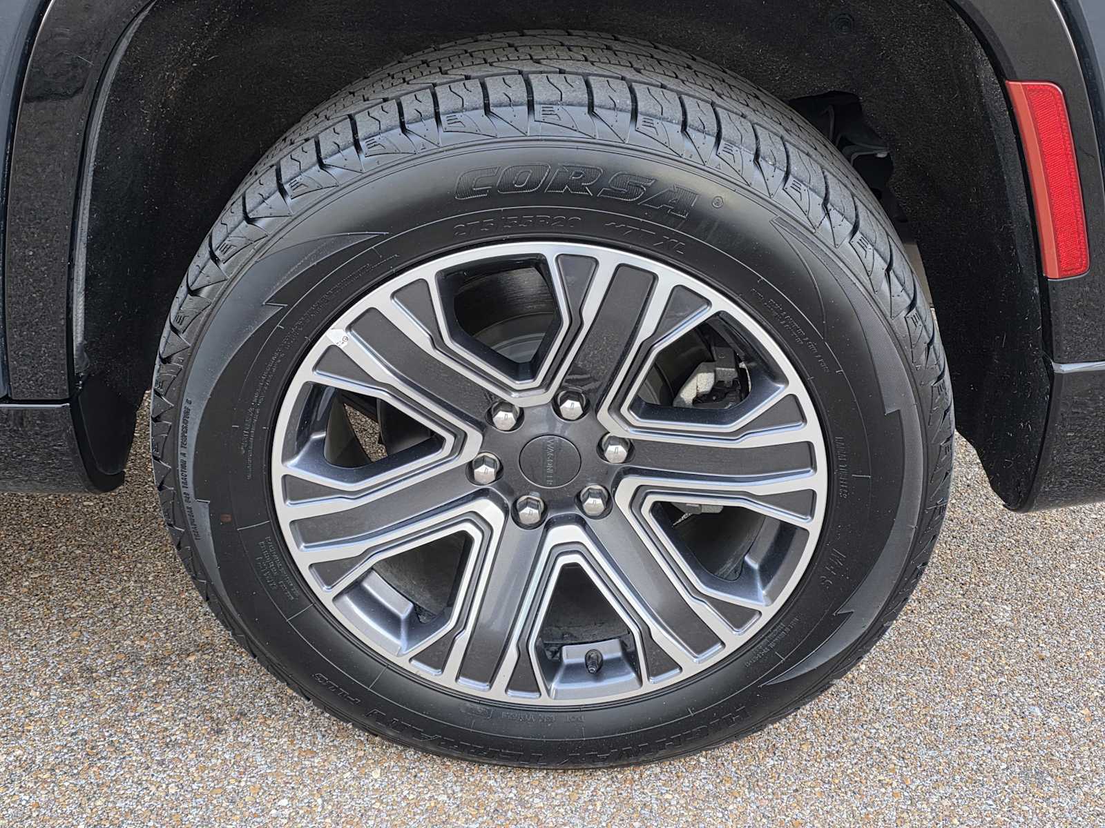 Thumbnail: 2024 Jeep Wagoneer - 36