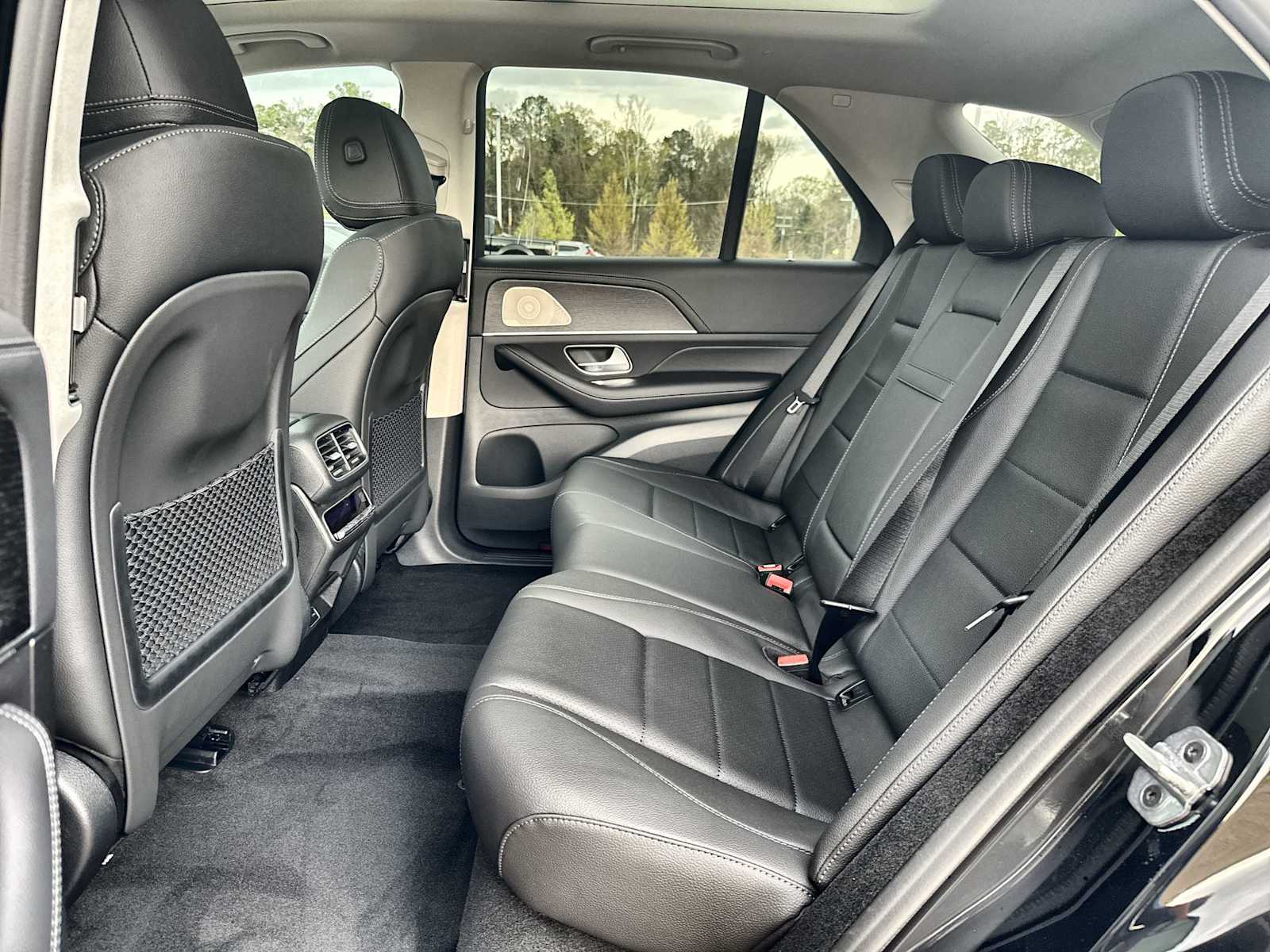 Thumbnail: 2026 Mercedes-Benz GLE - 4