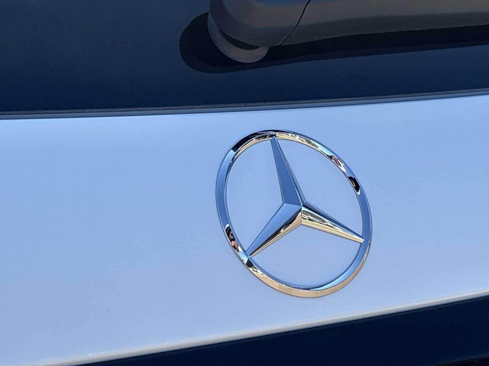 Thumbnail: 2026 Mercedes-Benz GLC - 10