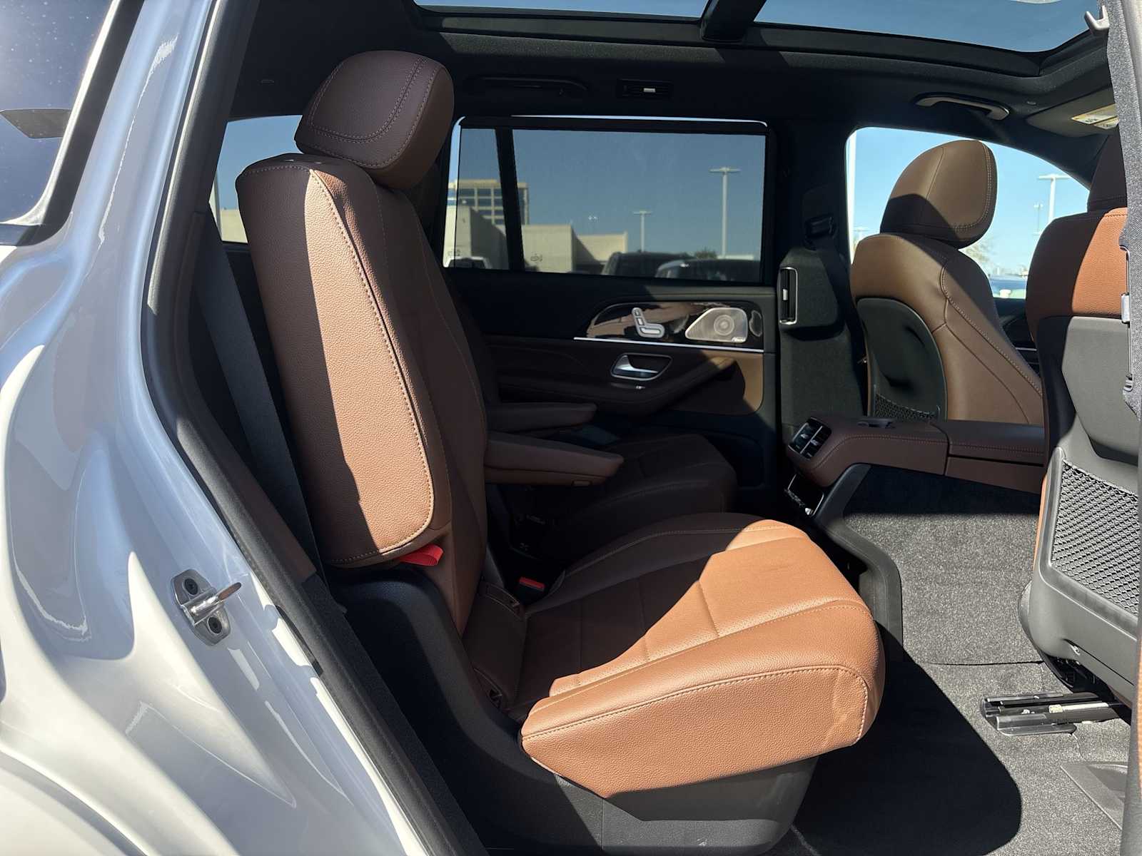 Thumbnail: 2026 Mercedes-Benz GLS - 19