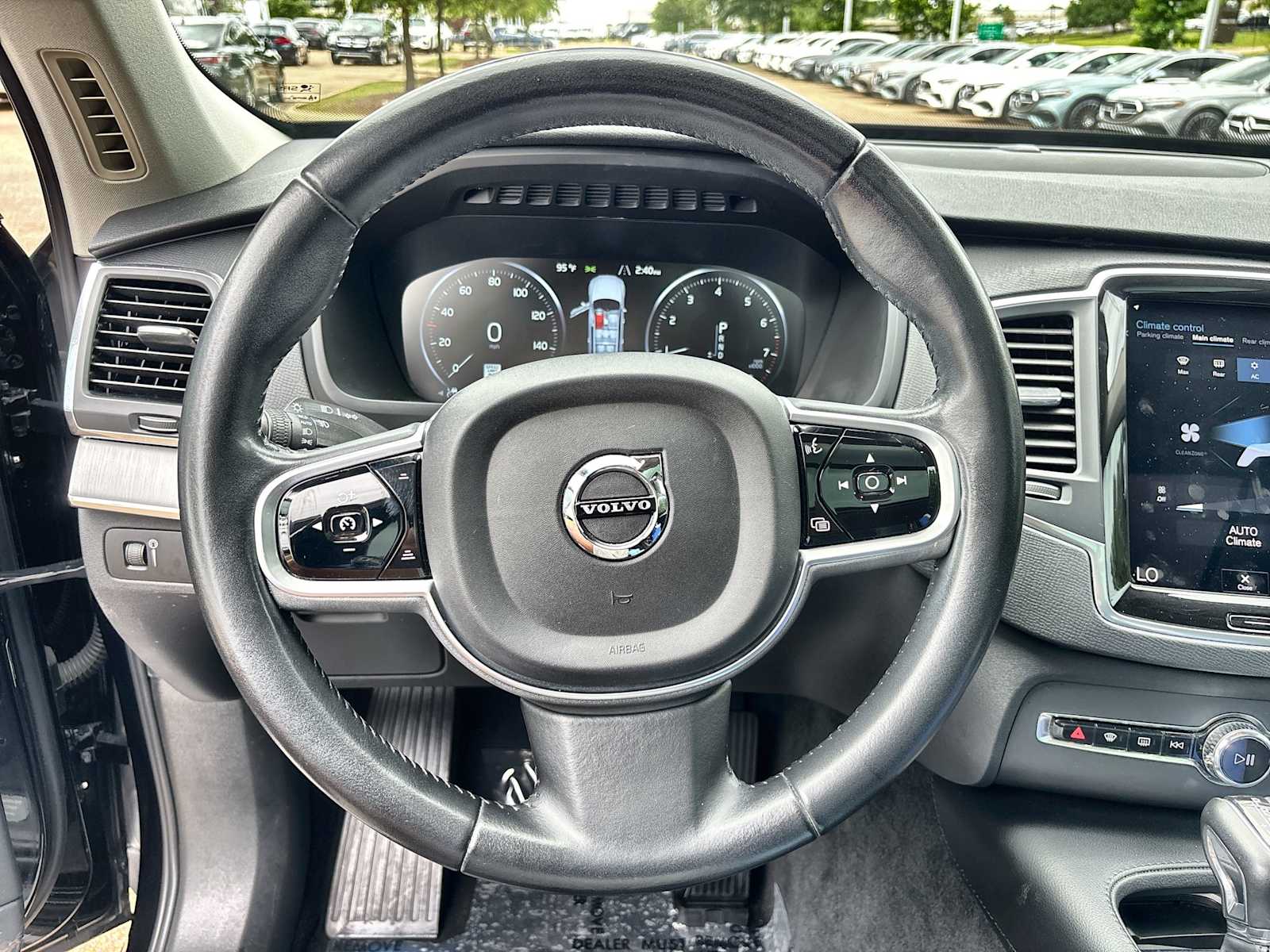 Thumbnail: 2021 Volvo XC90 - 21