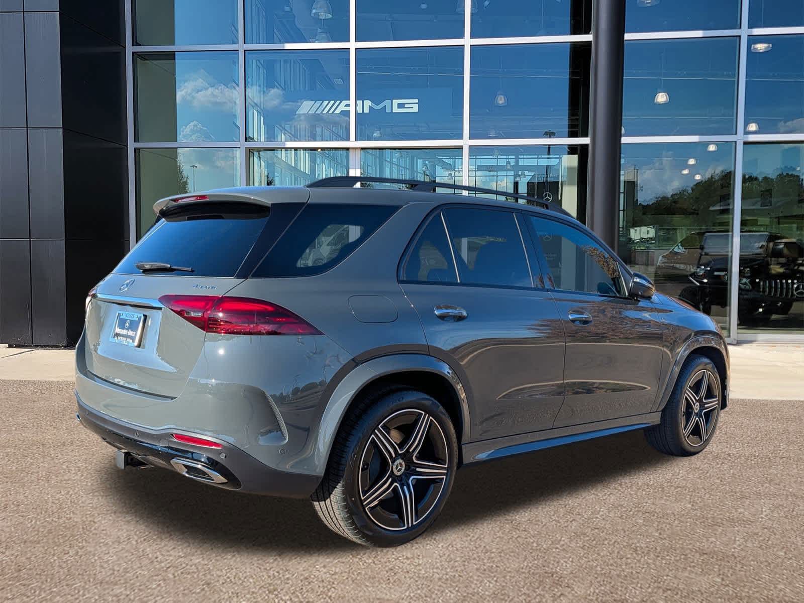 Thumbnail: 2026 Mercedes-Benz GLE - 4