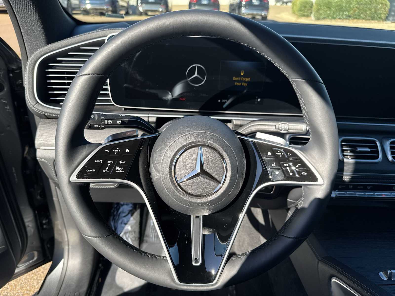 Thumbnail: 2026 Mercedes-Benz GLE - 21