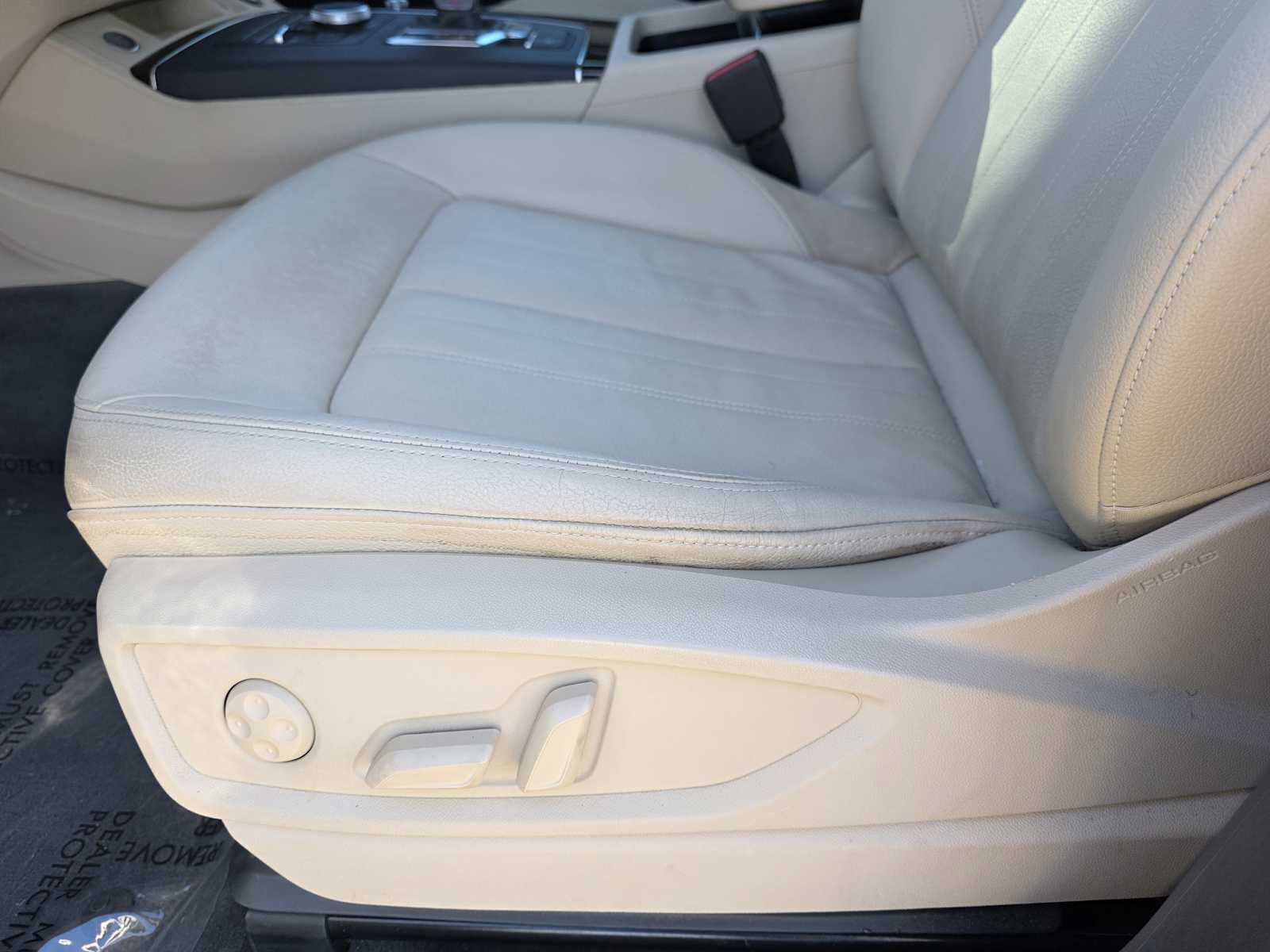 Thumbnail: 2020 Audi Q5 - 13