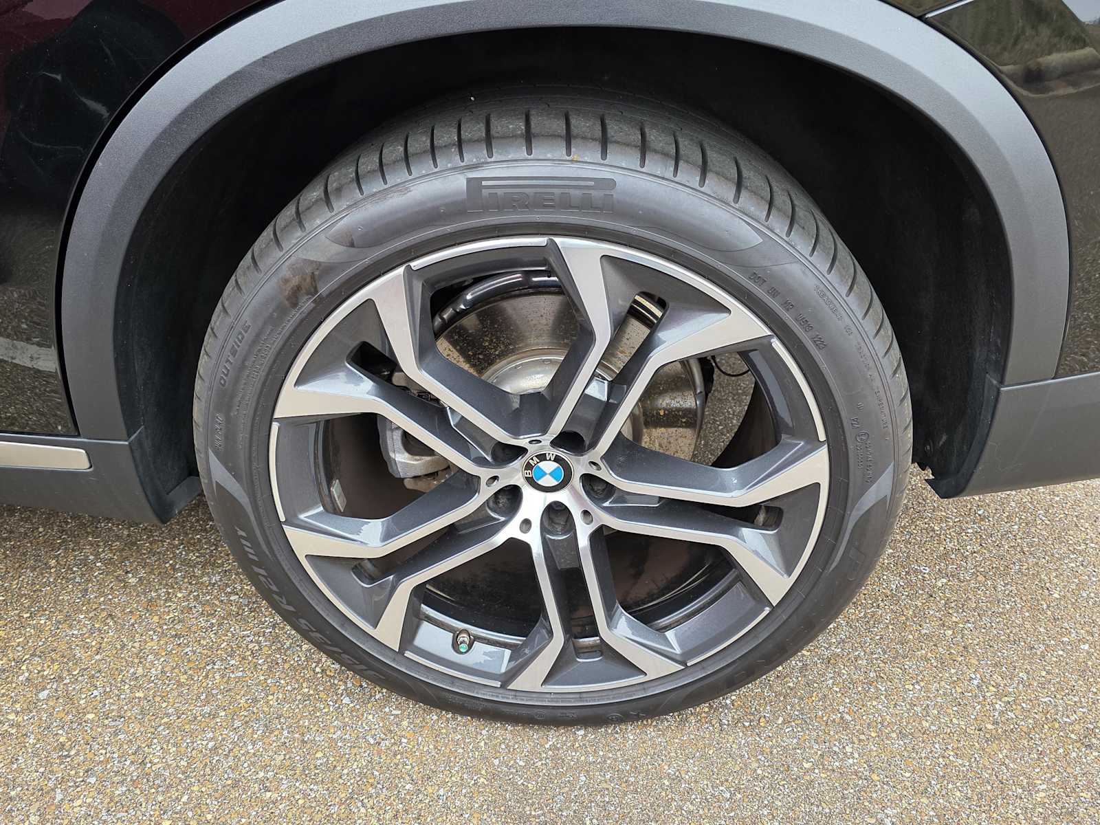 Thumbnail: 2021 BMW X5 - 5