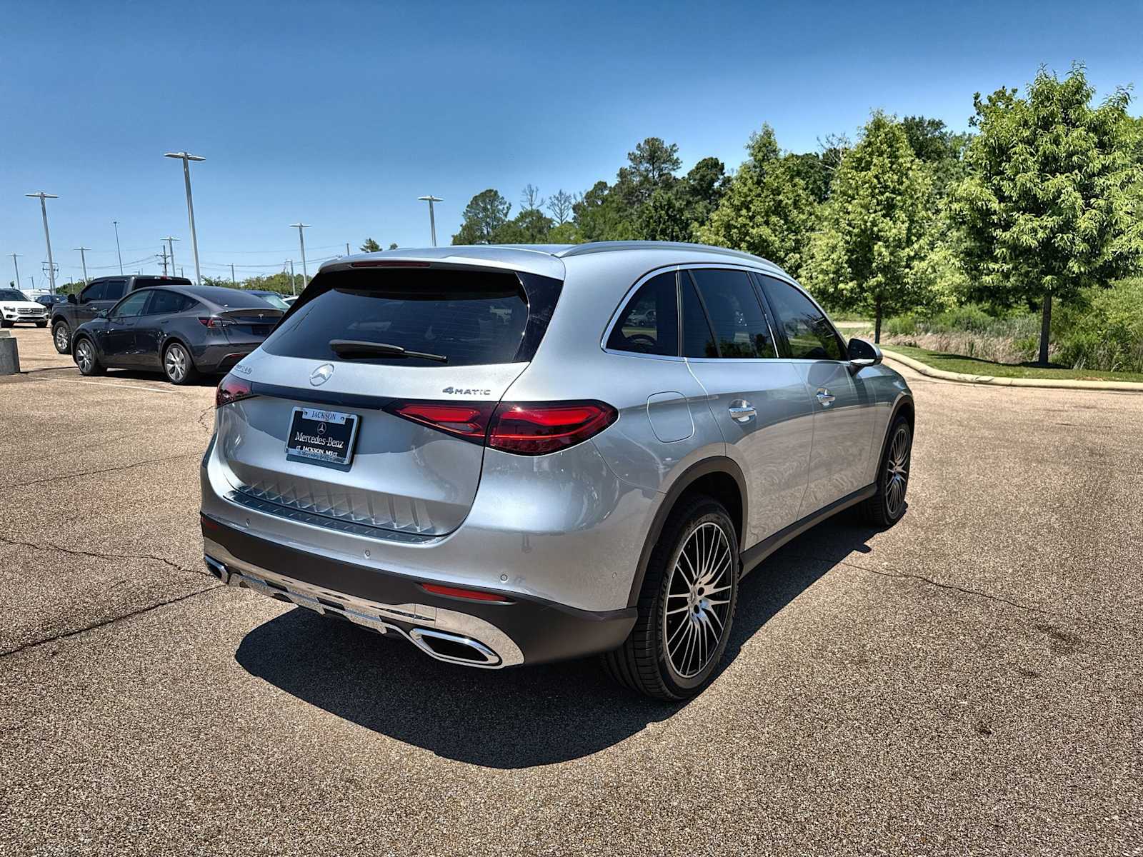 Thumbnail: 2026 Mercedes-Benz GLC - 8