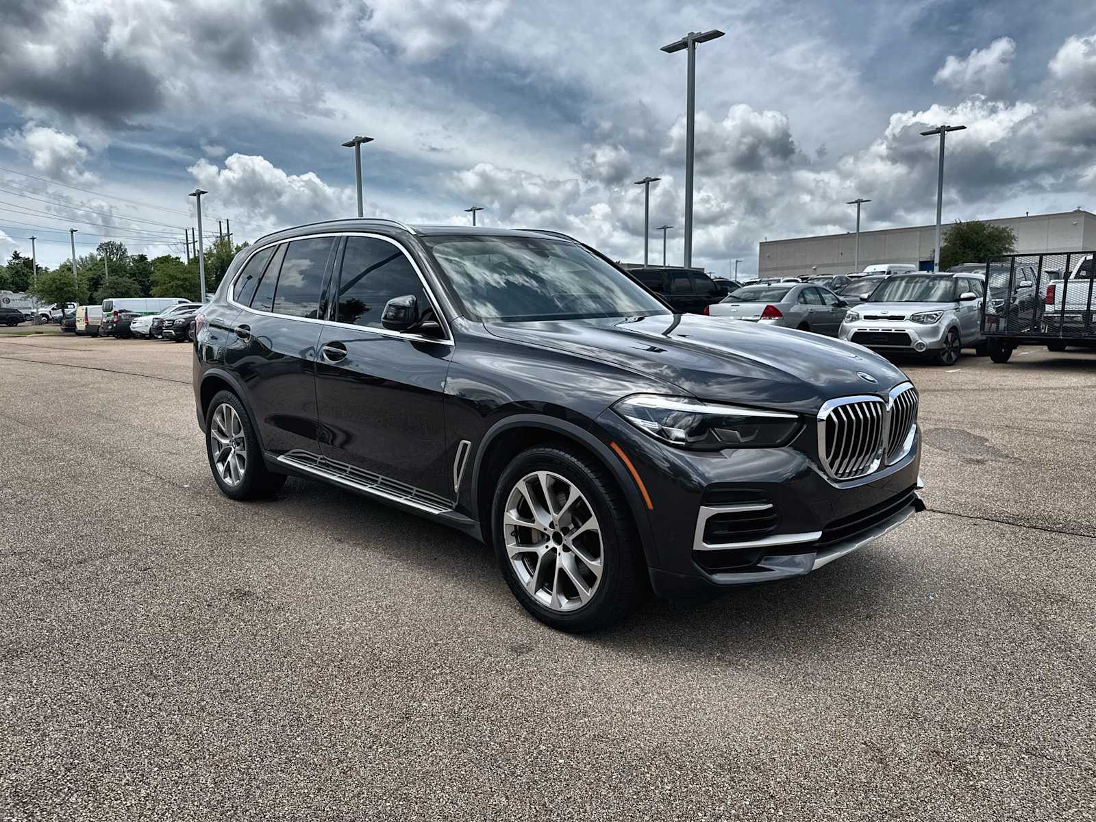 Thumbnail: 2023 BMW X5 - 10