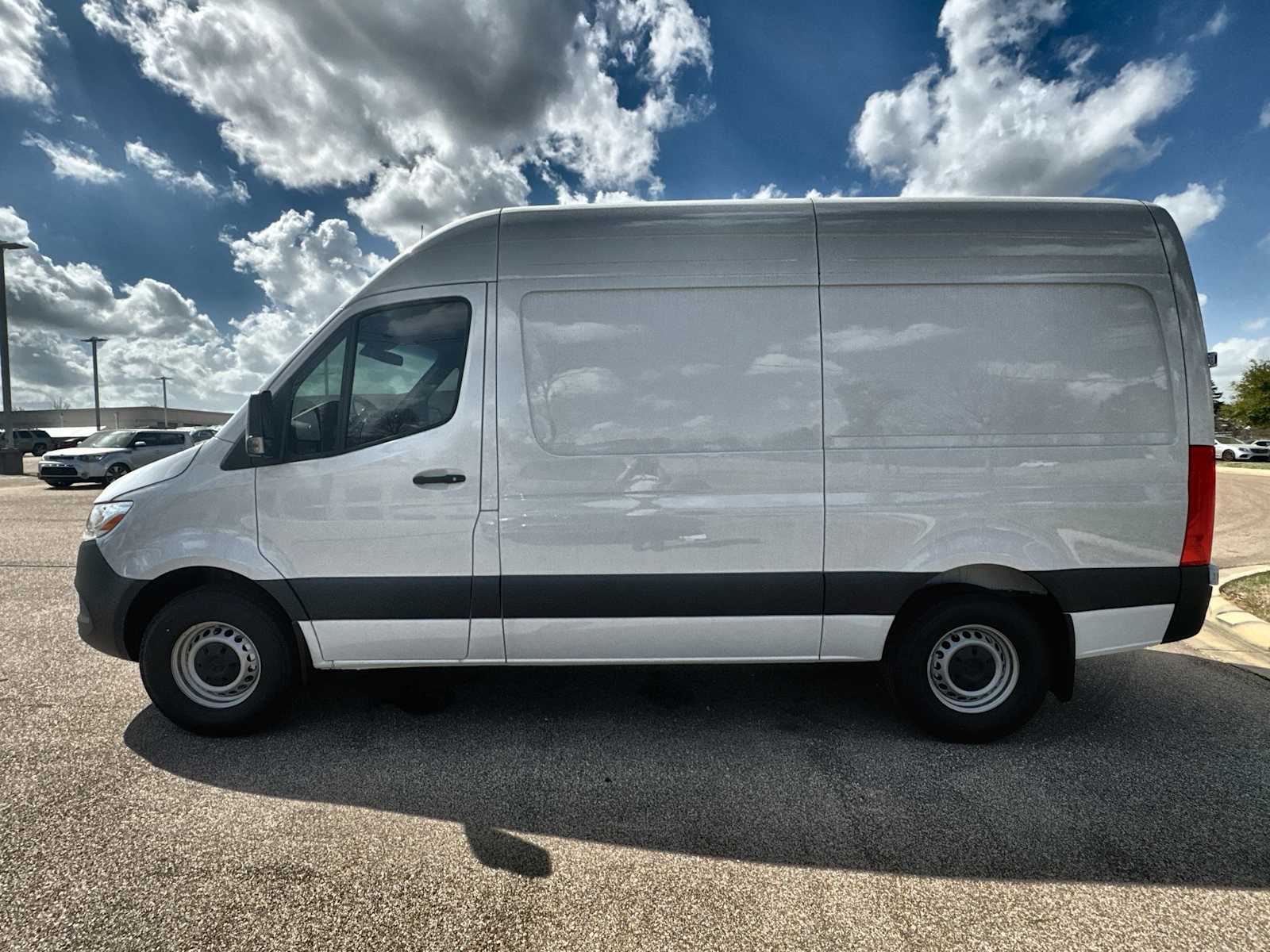 Thumbnail: 2026 Mercedes-Benz Sprinter - 5