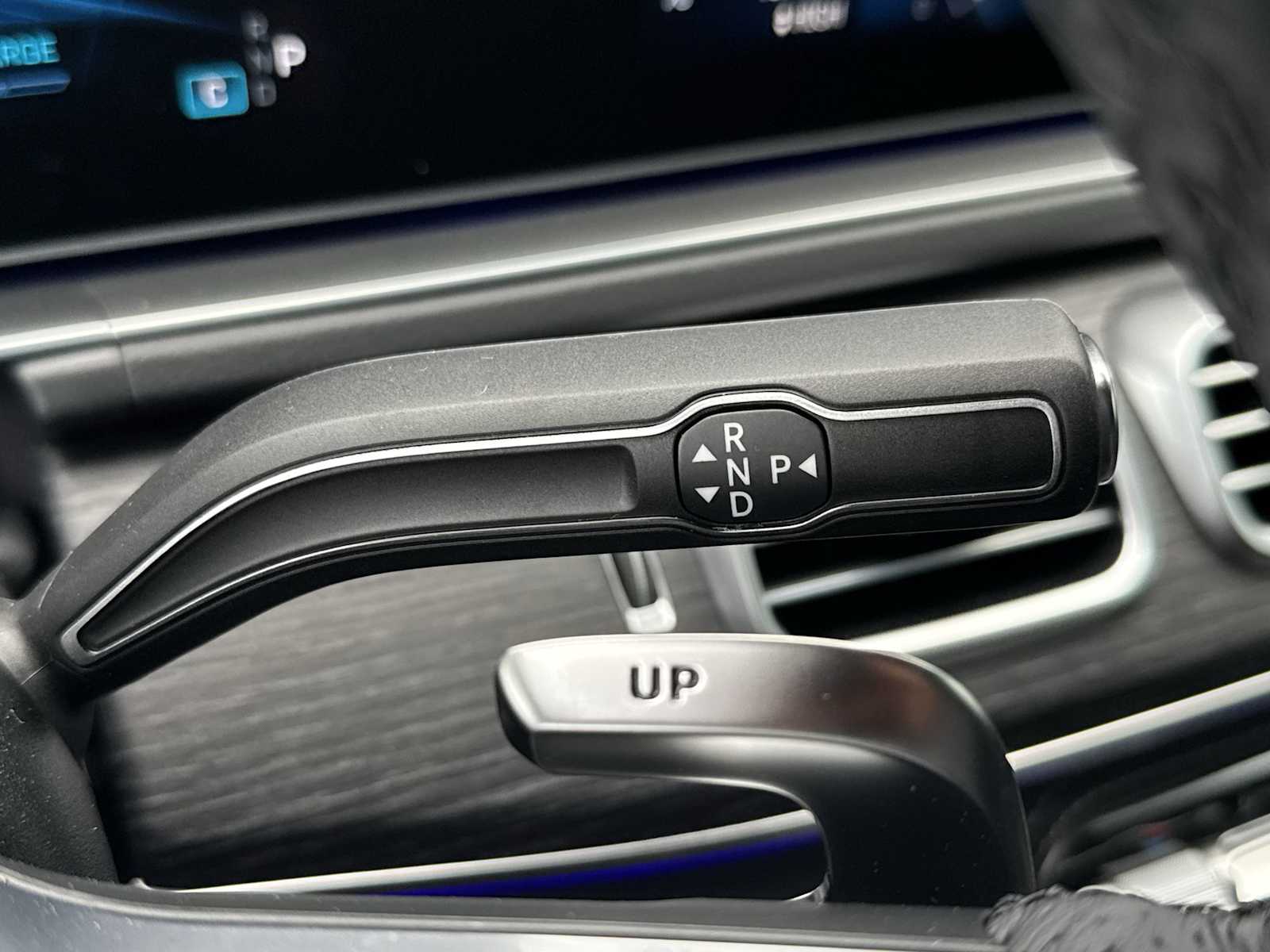 Thumbnail: 2026 Mercedes-Benz GLE - 24