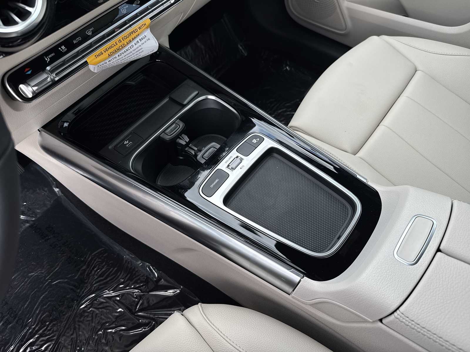 Thumbnail: 2026 Mercedes-Benz GLA - 22