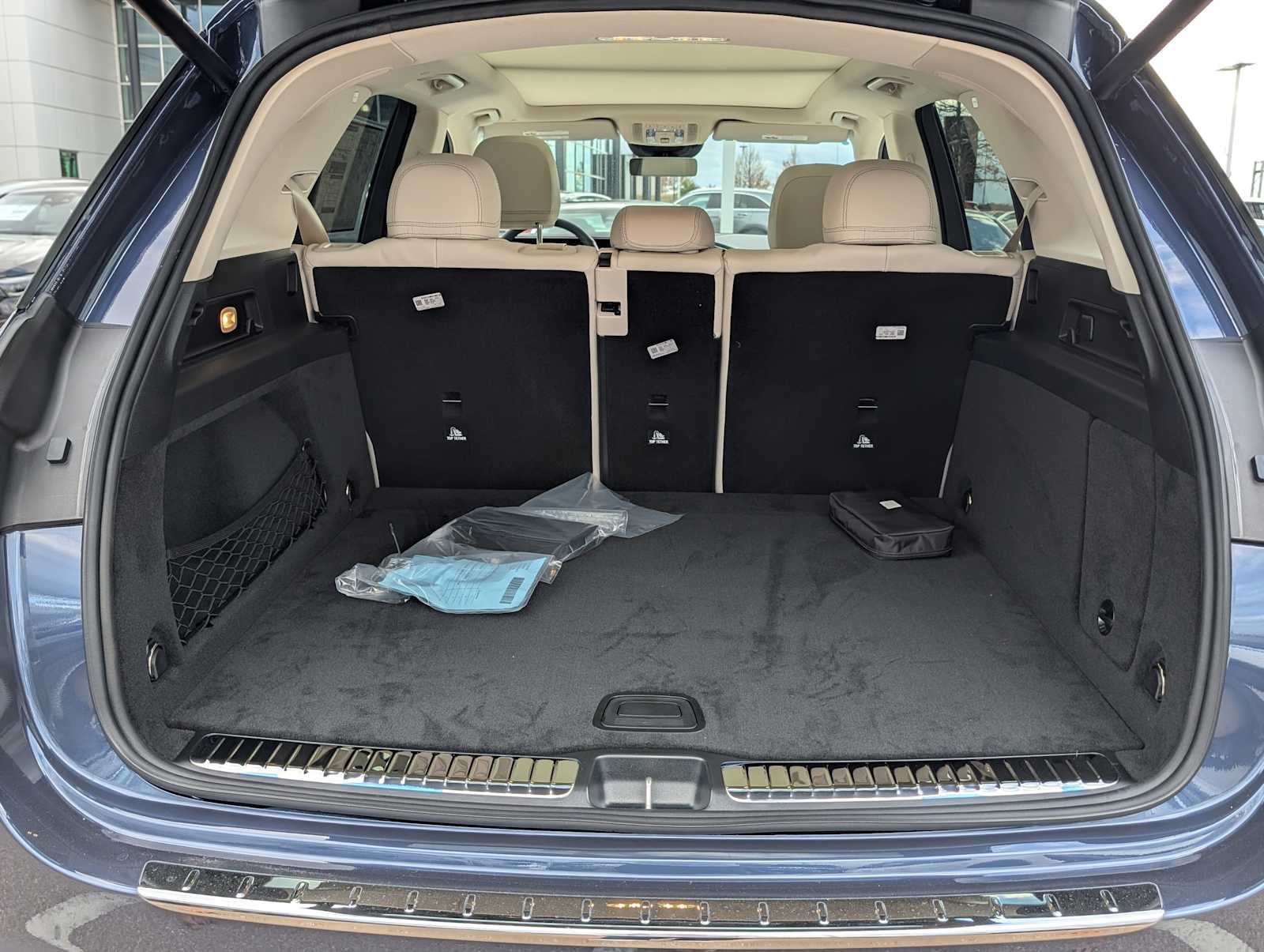 Thumbnail: 2026 Mercedes-Benz GLE - 22