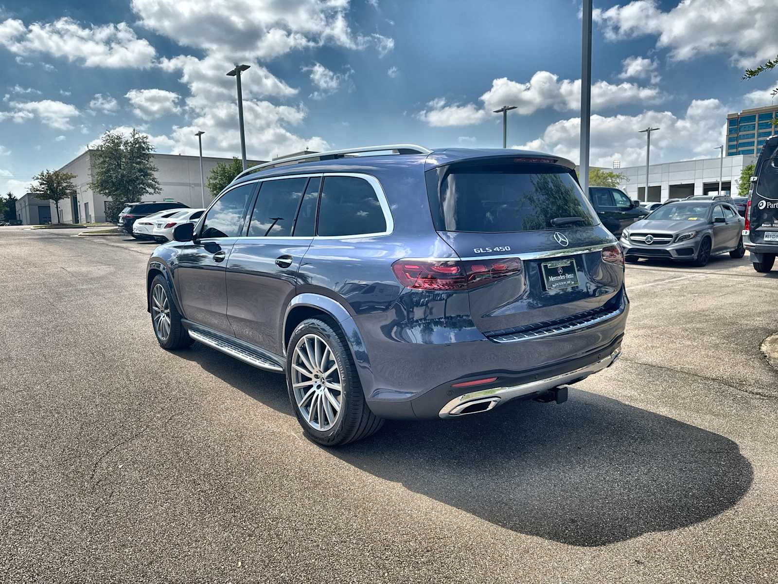 Thumbnail: 2026 Mercedes-Benz GLS - 6
