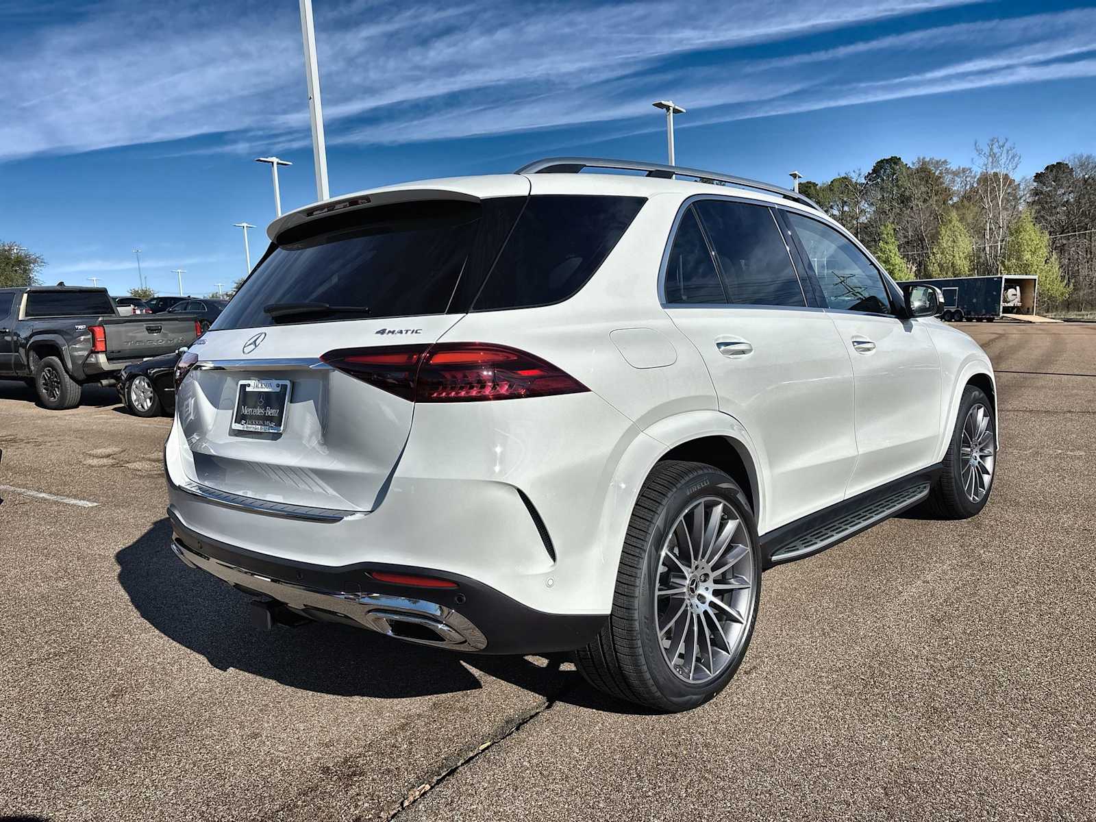 Thumbnail: 2026 Mercedes-Benz GLE - 8