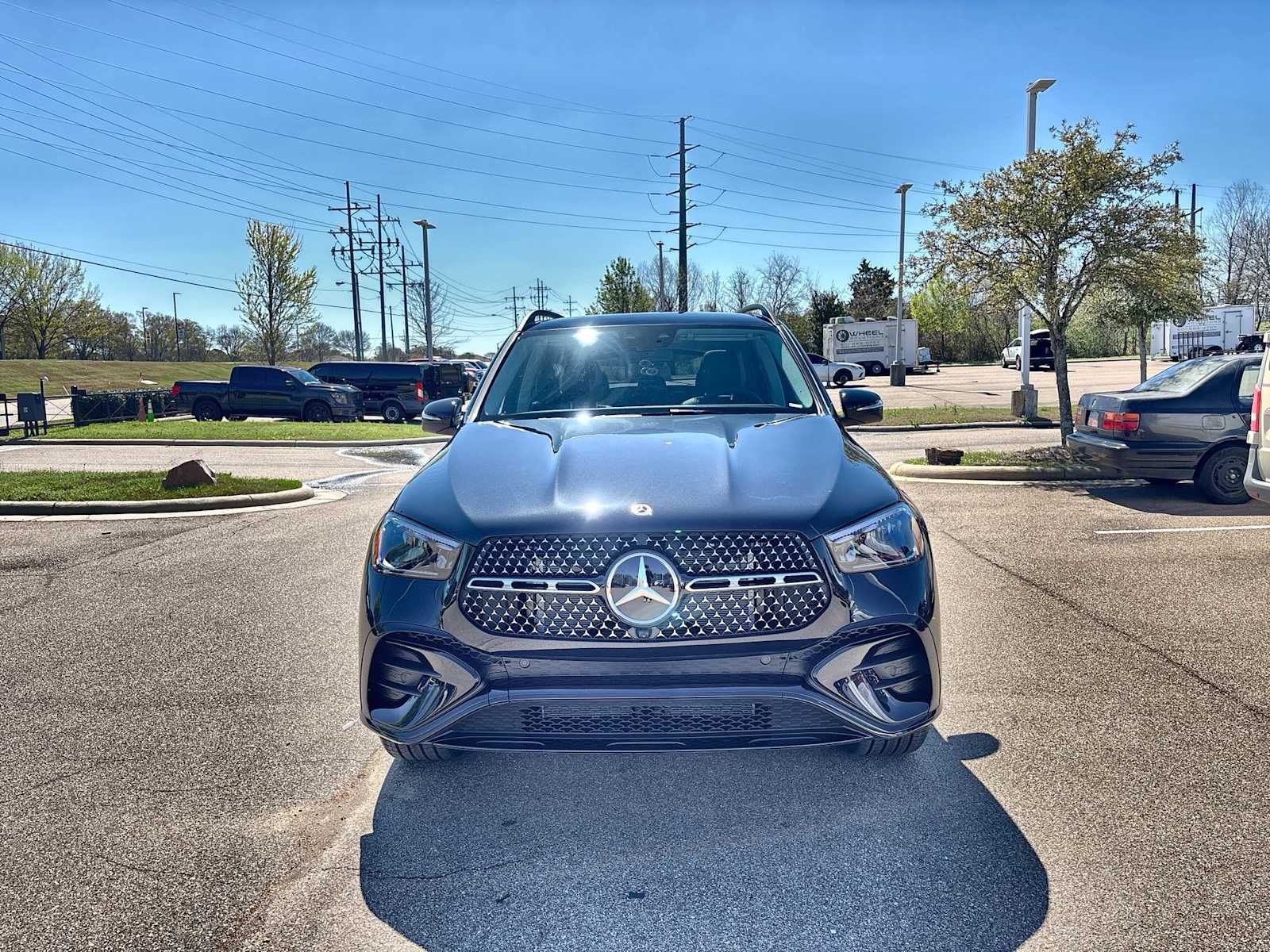 Thumbnail: 2026 Mercedes-Benz GLE - 12