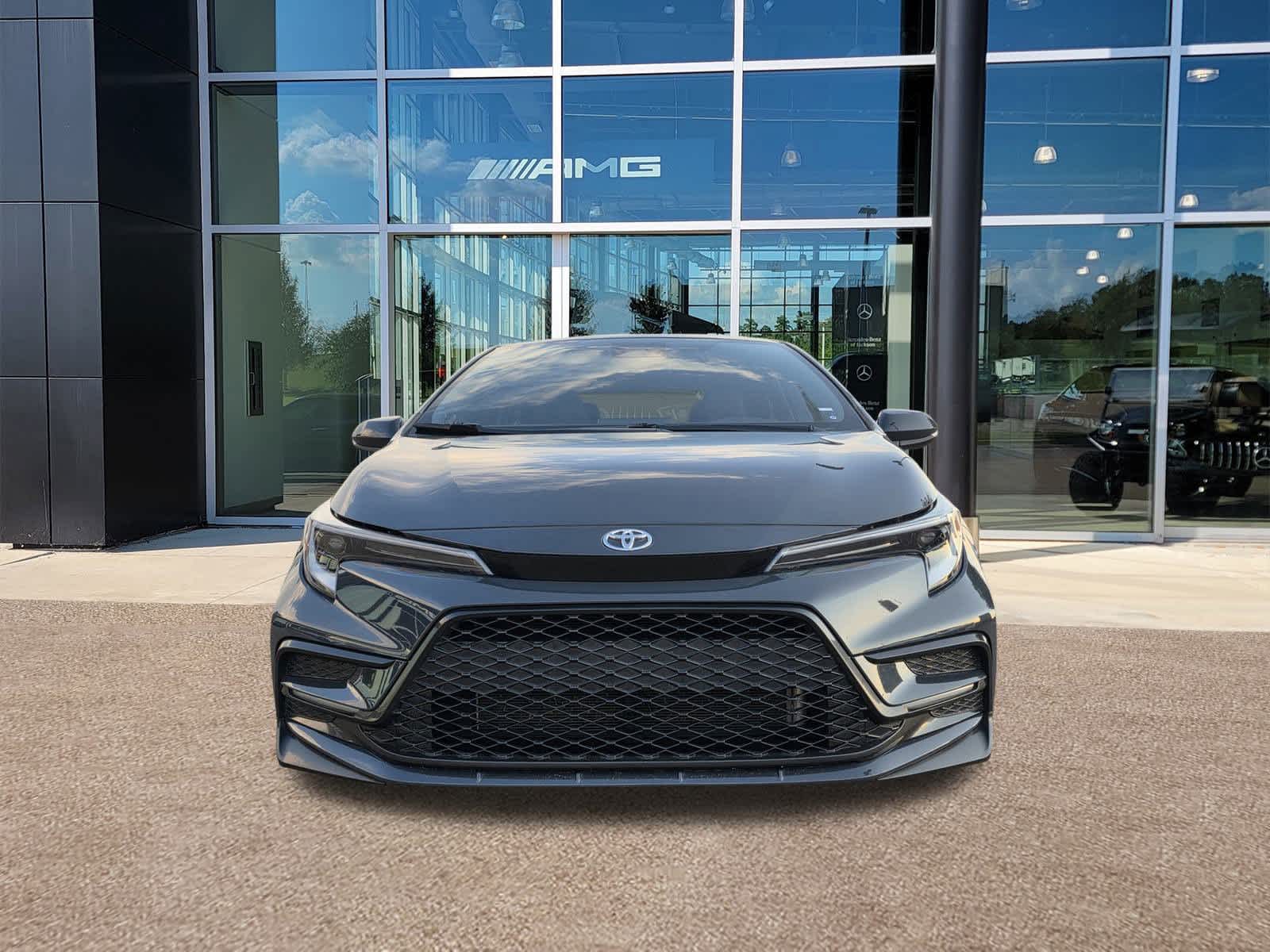 2023 Toyota Corolla SE photo 2